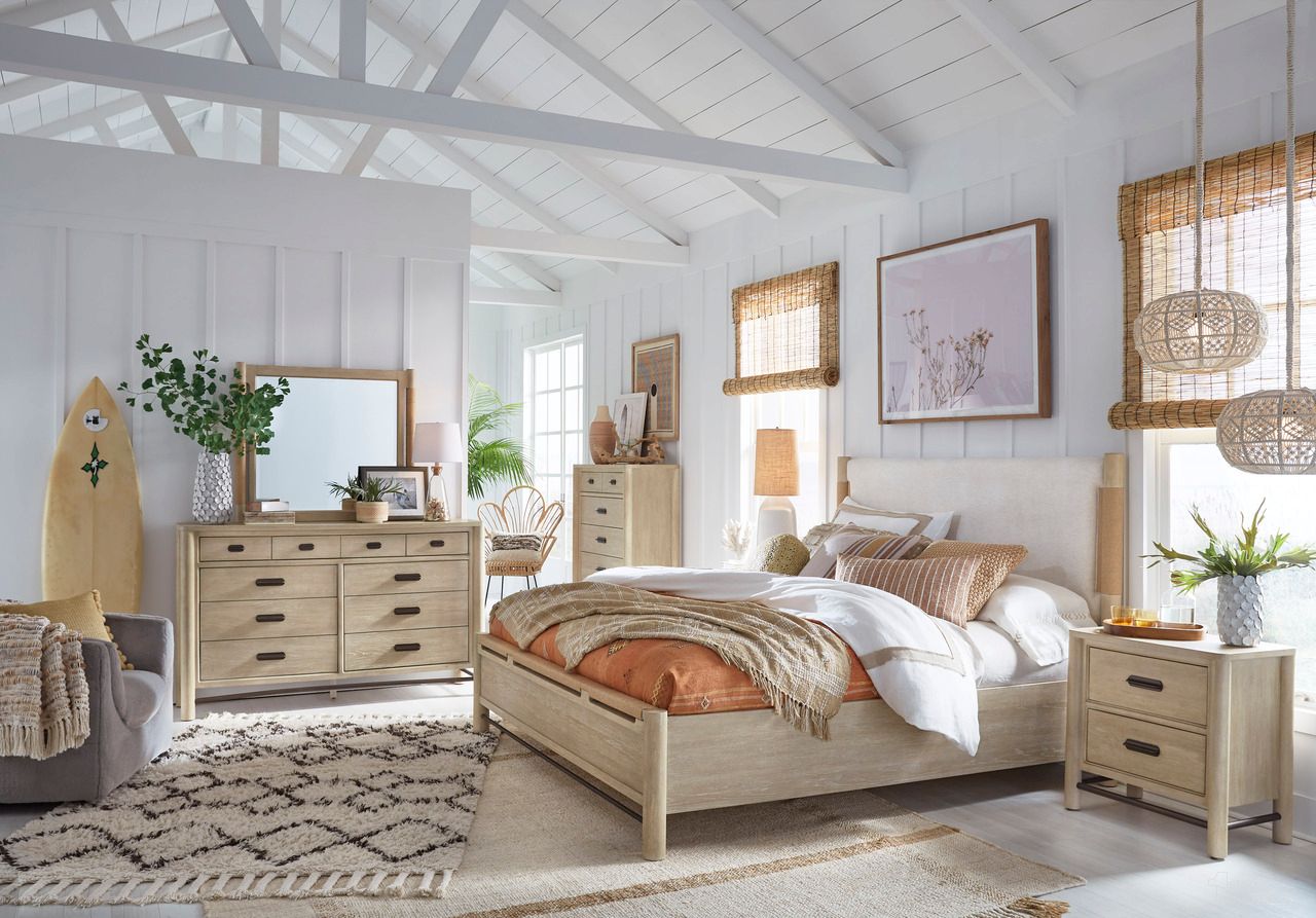 Sunset Cove Panel Upholstered Bedroom Set In Sanibel Brown