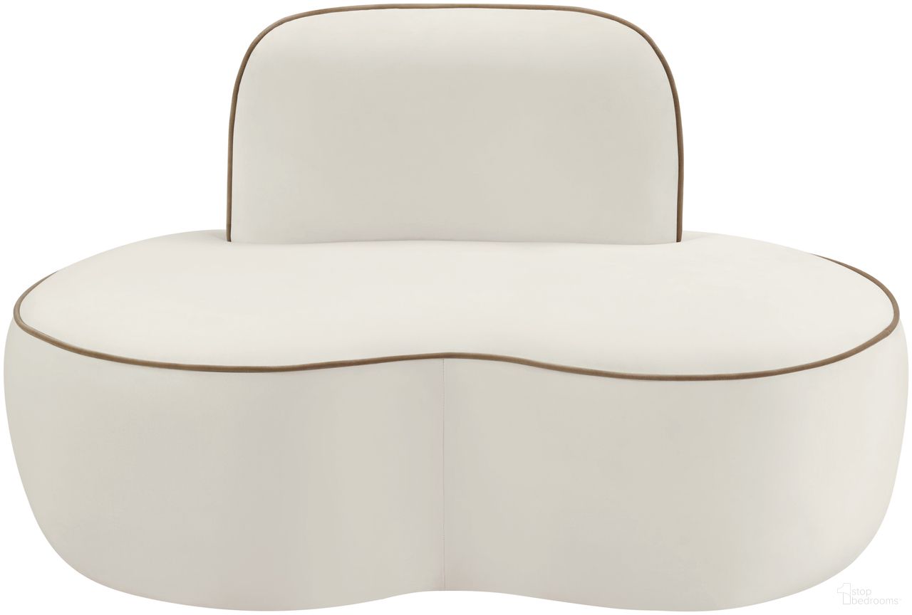 The appearance of Swerve Velvet Upholstered Chair In Cream designed by Meridian in the modern / contemporary interior design. This cream piece of furniture was selected by 1StopBedrooms from Swerve Collection to add a touch of cosiness and style into your home. Sku: 44021Cream-C. Material: Velvet.