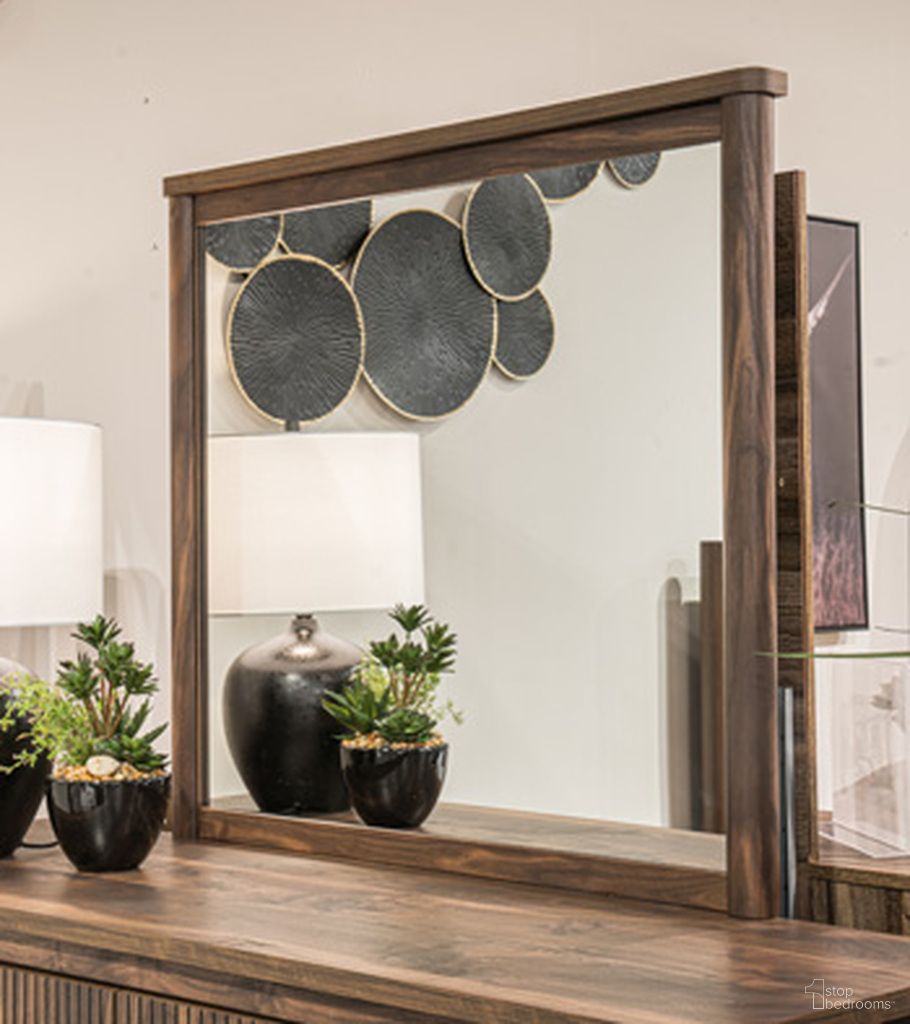 The appearance of Symarro Bedroom Mirror In Brown designed by Signature Design by Ashley in the modern / contemporary interior design. This brown piece of furniture was selected by 1StopBedrooms from Symarro Collection to add a touch of cosiness and style into your home. Sku: NCB2614-36. Material: Glass.