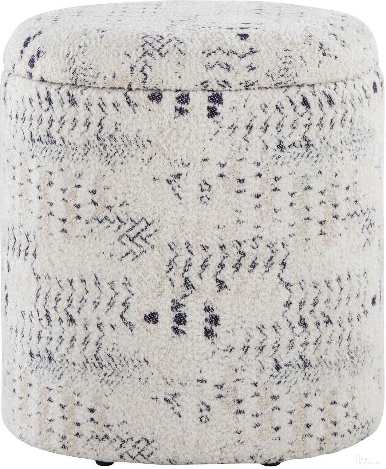 The appearance of Tahoe 18 Inch Aztec Ottoman In Ivory designed by Lumisource in the bohemian interior design. This ivory piece of furniture was selected by 1StopBedrooms from Tahoe Collection to add a touch of cosiness and style into your home. Sku: OT-TAHOE AZTEC. Material: Cotton.