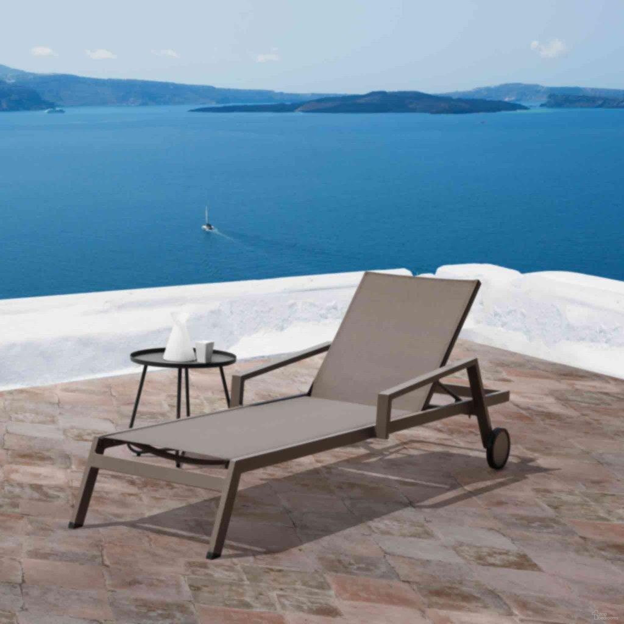 The appearance of Talon Indoor-Outdoor Steel Side Table designed by Whiteline Modern Living in the modern / contemporary interior design. This grey piece of furniture was selected by 1StopBedrooms from Talon Collection to add a touch of cosiness and style into your home. Sku: ST1606-GRY. Material: Steel.