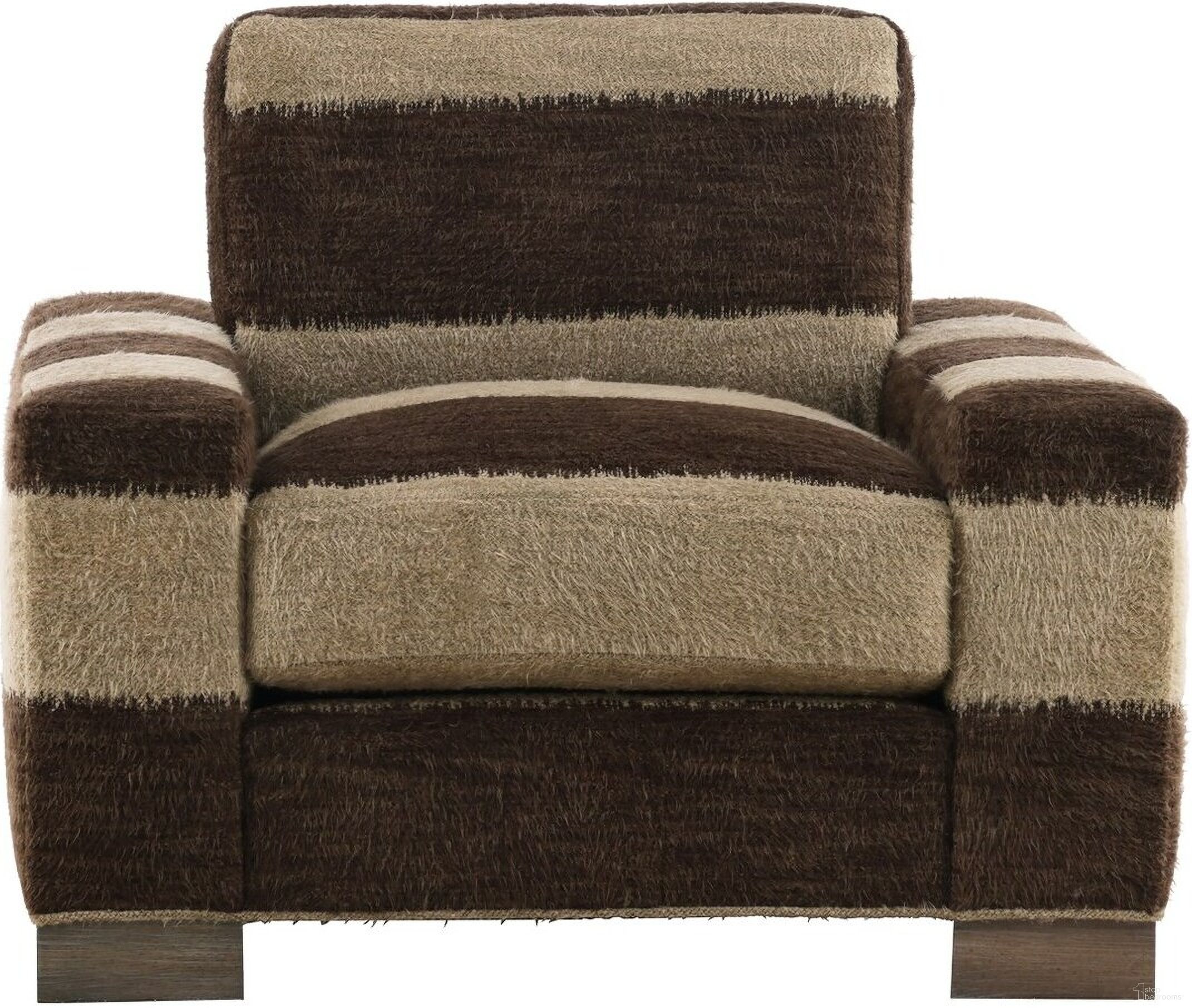The appearance of Thom Filicia Home Burke Swivel Chair In Brown designed by Vanguard Furniture in the transitional interior design. This brown piece of furniture was selected by 1StopBedrooms from Thom Filicia Home Collection to add a touch of cosiness and style into your home. Sku: 9088-SW_156408_Hampton. Material: Oak.