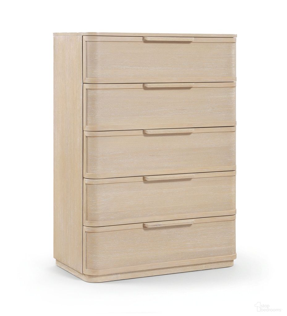 Tiberio Oak Veneer and Solid Wood Chest In Natural