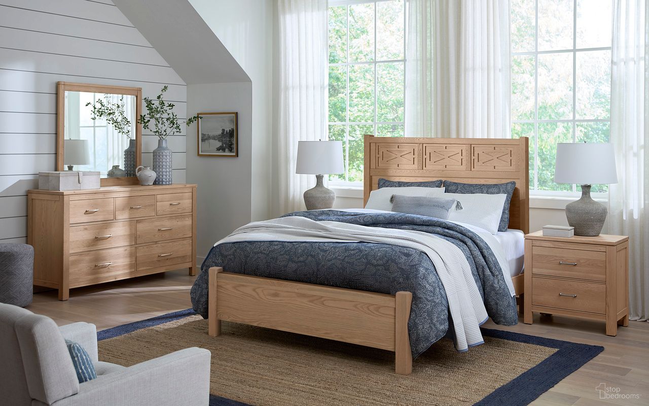 The appearance of Tide and Timber Fretwork Bedroom Set In Natural designed by Vaughan Bassett in the traditional interior design. This natural piece of furniture was selected by 1StopBedrooms from Tide and Timber Collection to add a touch of cosiness and style into your home. Sku: 830-557;830-755;830-922;830-227. Bed Size: California King. Material: Oak Veneer.