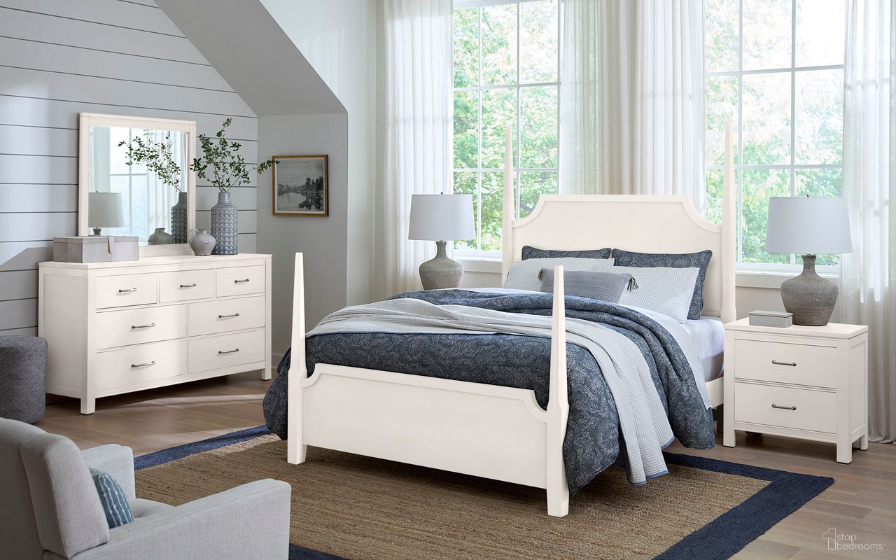 The appearance of Tide and Timber Pencil Poster Bedroom Set In Cream designed by Vaughan Bassett in the traditional interior design. This cream piece of furniture  was selected by 1StopBedrooms from Tide and Timber Collection to add a touch of cosiness and style into your home. Sku: 834-558;834-855;834-922;834-227. Bed Size: King. Material: Solid Wood.