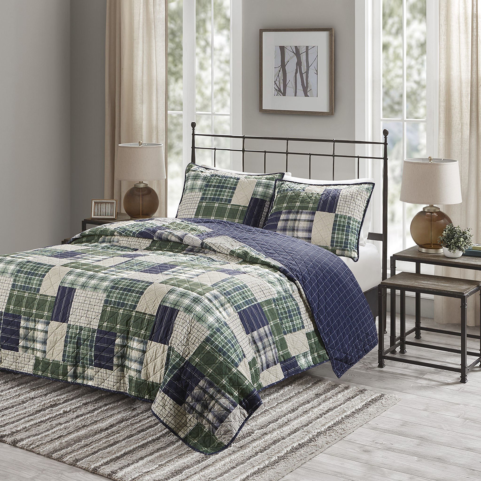 Timber Polyester Reversible Printed 3 Piece King Coverlet Set In Green / Navy