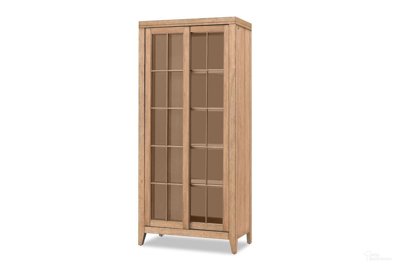 The appearance of Today's Traditions Sliding Door Display Cabinet In Natural Hickory designed by Legacy Classic in the transitional interior design. This natural hickory piece of furniture was selected by 1StopBedrooms from Today's Traditions Collection to add a touch of cosiness and style into your home. Sku: TY656-892. Material: Hardwood.