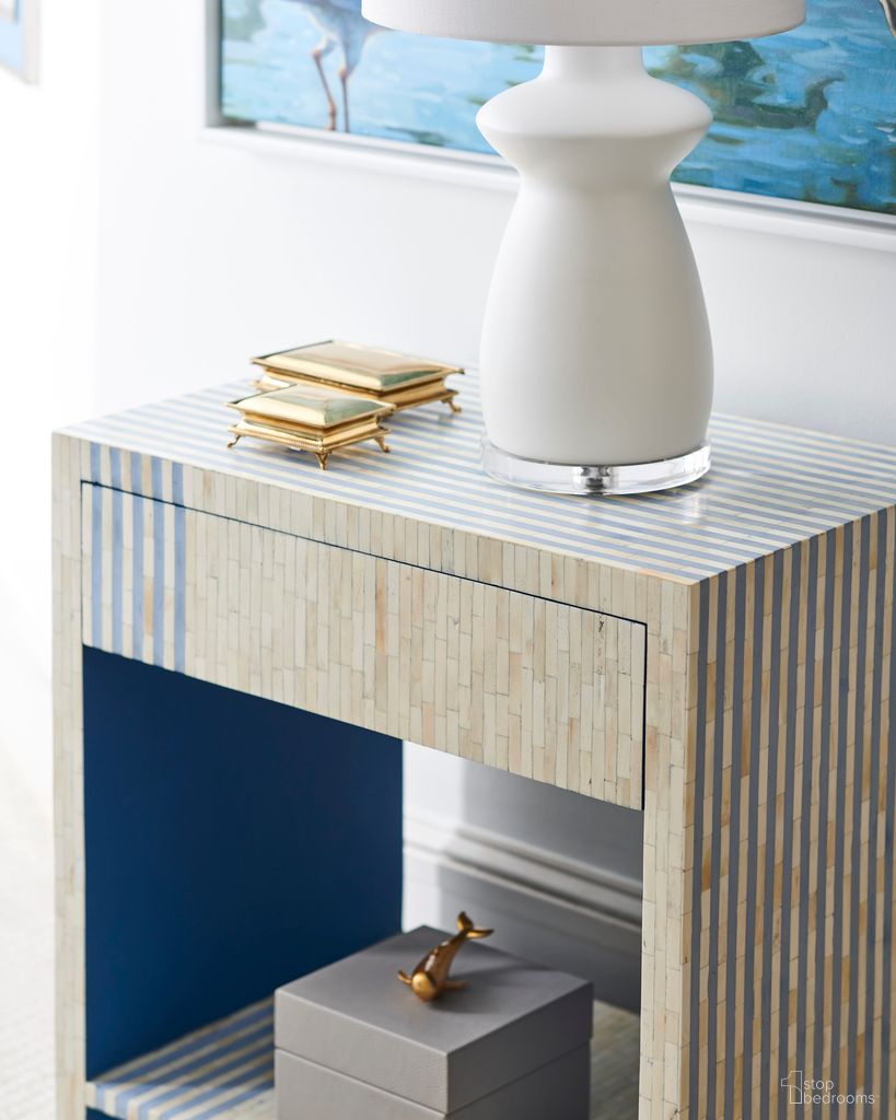 Tokyo Vase Lamp In White and Cream