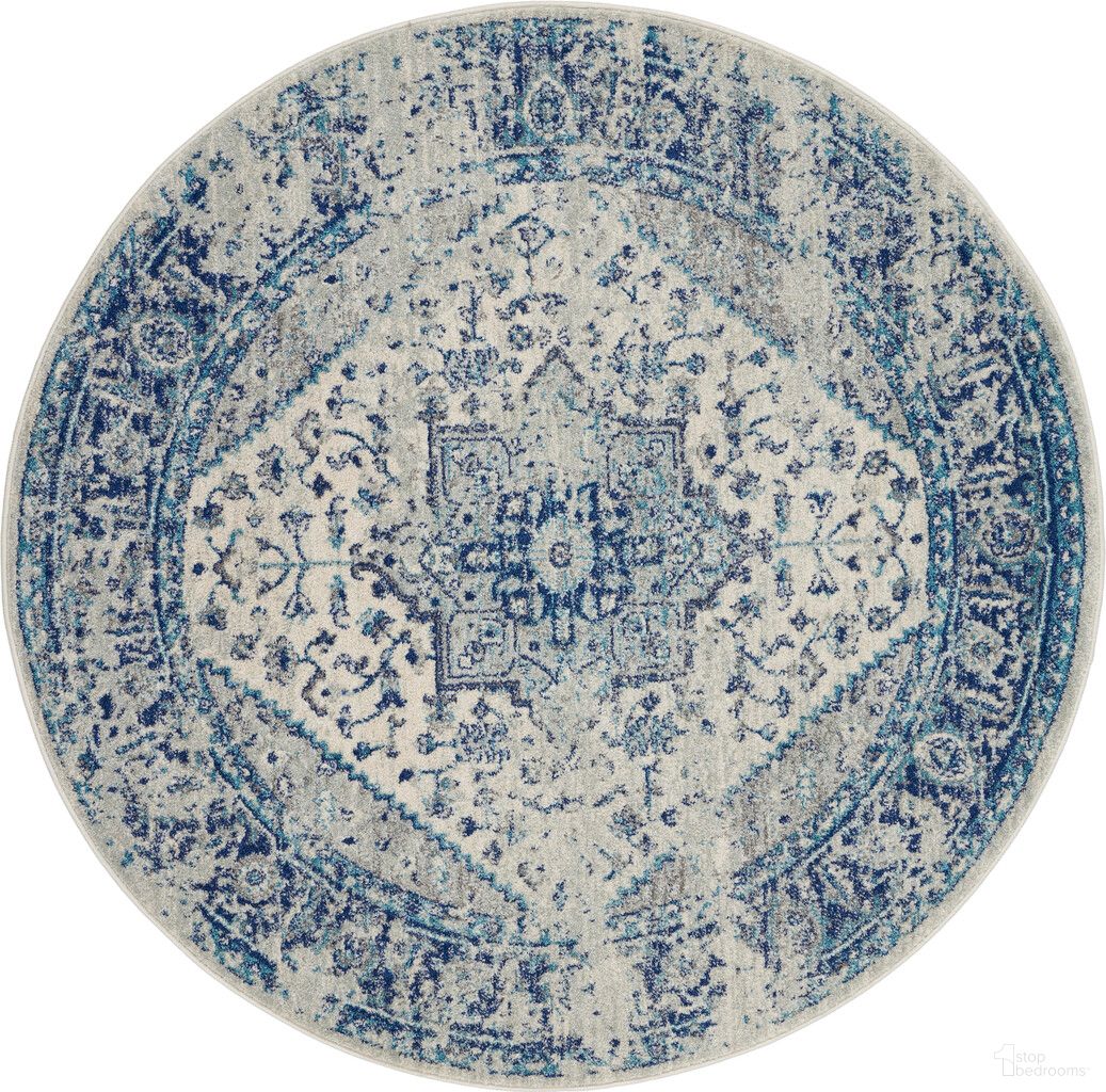 Tranquil 4' x 4' Round Vintage Indoor Rug In Ivory and Light Blue