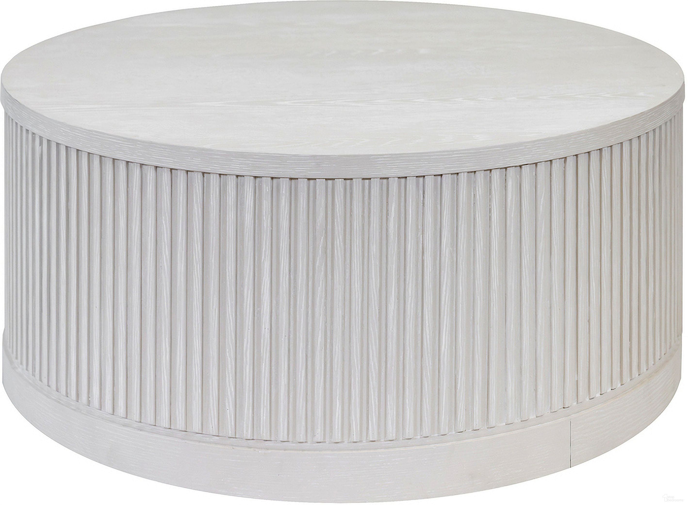 The appearance of Tulane Round Coffee Table In White designed by Martin Furniture in the modern / contemporary interior design. This white piece of furniture was selected by 1StopBedrooms from Tulane Collection to add a touch of cosiness and style into your home. Sku: IMTU4218W. Material: Wood.