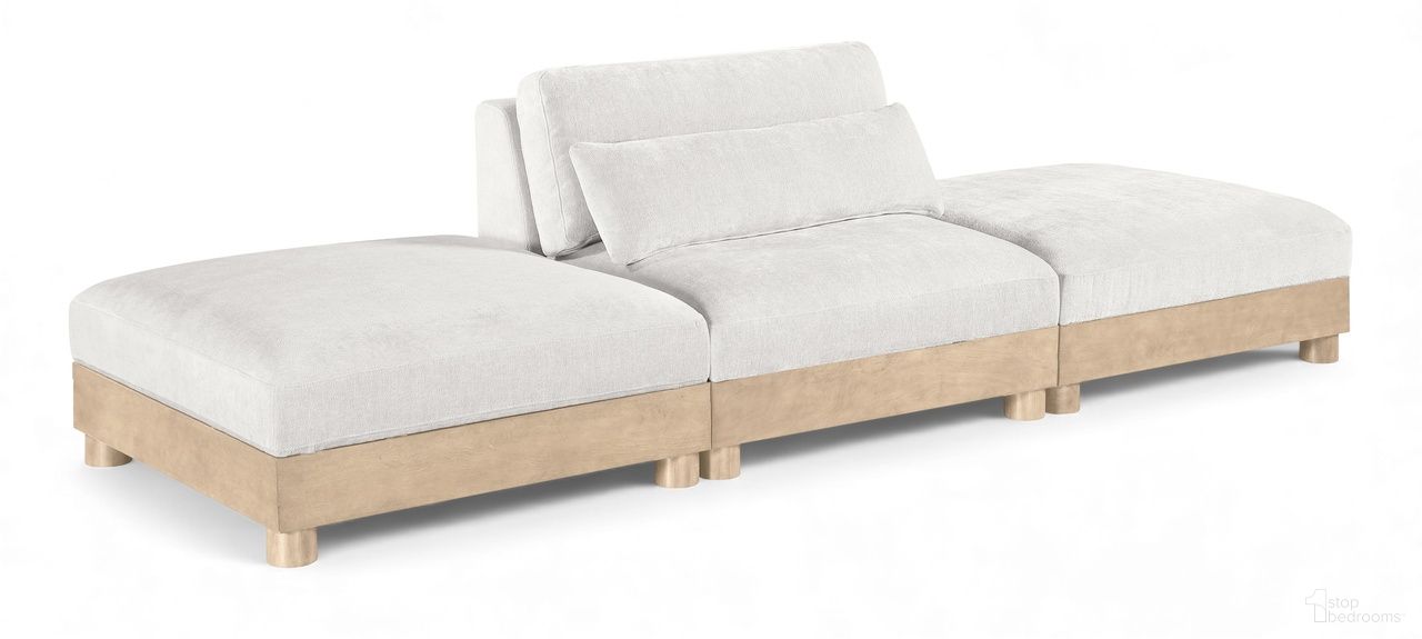 The appearance of Turin 120 Inch Chenille Fabric Upholstered 3-Piece Modular Sofa In Cream designed by Meridian in the modern / contemporary interior design. This cream piece of furniture was selected by 1StopBedrooms from Turin Collection to add a touch of cosiness and style into your home. Sku: 612Cream-Armless;612Cream-Ott;612Cream-Ott. Material: Birch Wood.