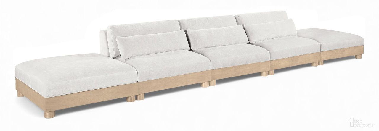 The appearance of Turin 200 Inch Chenille Fabric Upholstered 5-Piece Modular Sofa In Cream designed by Meridian in the modern / contemporary interior design. This cream piece of furniture was selected by 1StopBedrooms from Turin Collection to add a touch of cosiness and style into your home. Sku: 612Cream-Armless;612Cream-Armless;612Cream-Armless;612Cream-Ott;612Cream-Ott. Material: Birch Wood.