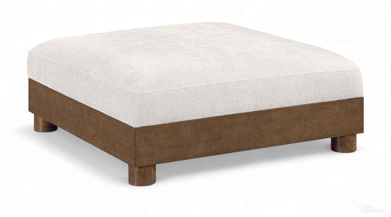 The appearance of Turin Chenille Fabric Upholstered Modular Ottoman In Cream designed by Meridian in the modern / contemporary interior design. This cream piece of furniture was selected by 1StopBedrooms from Turin Collection to add a touch of cosiness and style into your home. Sku: 606Cream-Ott. Material: Birch Wood.