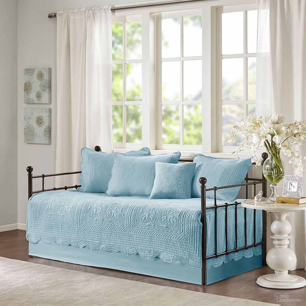 The appearance of Tuscany 6 Piece Reversible Scalloped Edge Daybed Cover Set In Blue designed by Olliix in the country / farmhouse interior design. This blue piece of furniture was selected by 1StopBedrooms from Tuscany Collection to add a touch of cosiness and style into your home. Sku: MP13-8386. Bed Size: Twin. Material: Cotton.