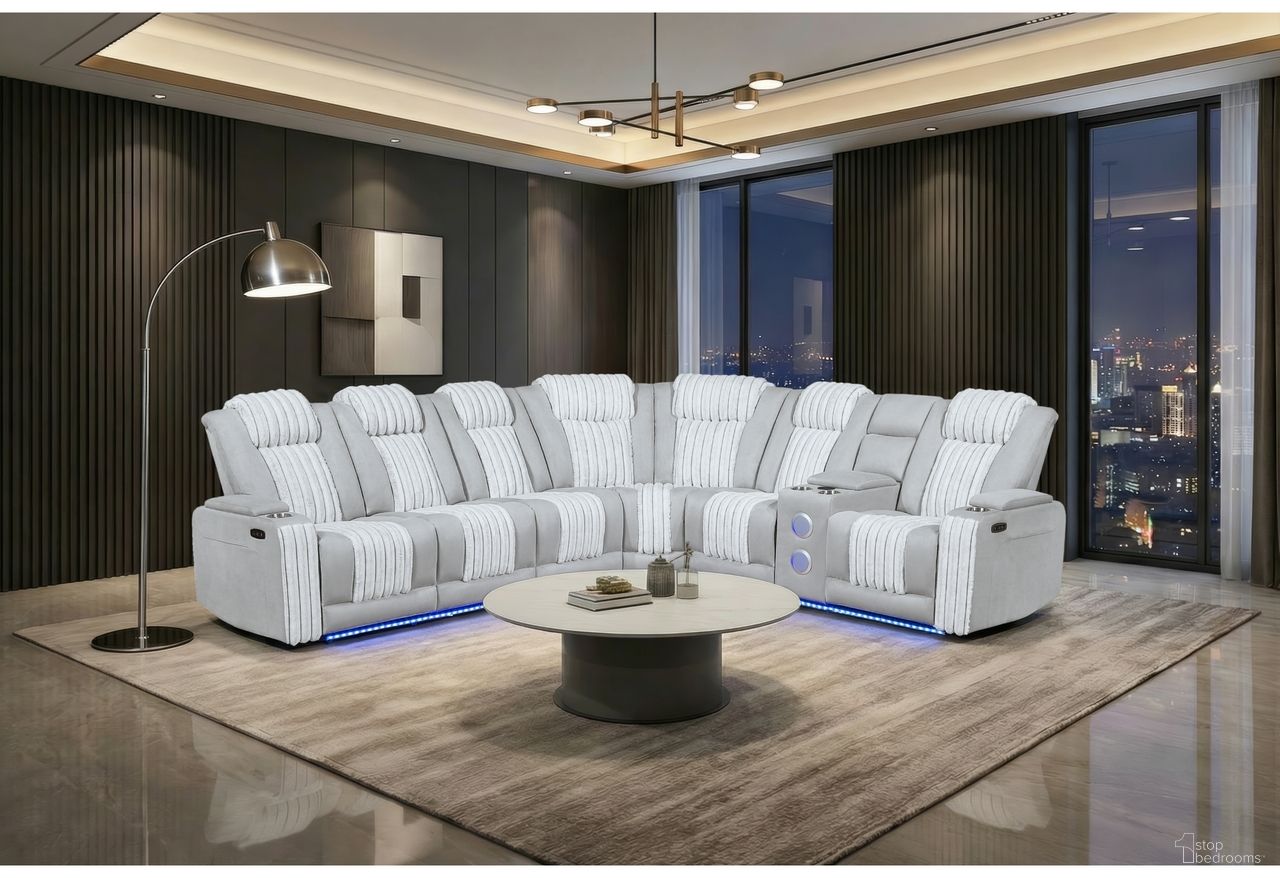 The appearance of U8000 Power Sectional with LED In Light Grey designed by Global Furniture USA in the modern / contemporary interior design. This light grey piece of furniture was selected by 1StopBedrooms from U8000 Collection to add a touch of cosiness and style into your home. Sku: U8000-GREY-W;U8000-GREY-P2 RAF LS W/LED&SPKR;U8000-GREY-P2 LAF RS W/LED. Material: Fabric.