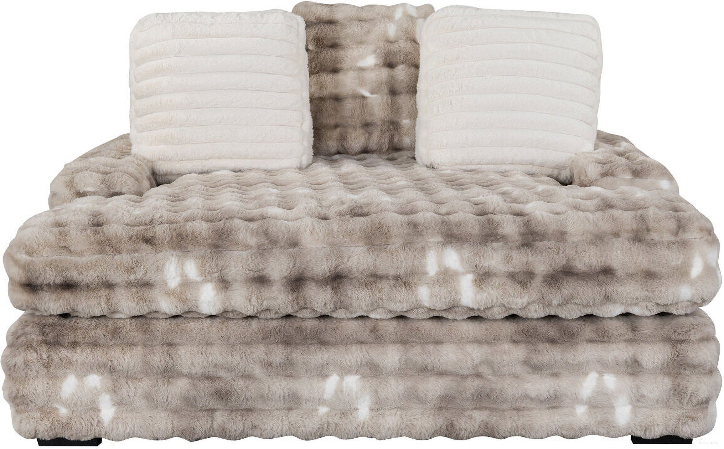 The appearance of U8292 Lounger Sofa with USB In Grey designed by Global Furniture USA in the modern / contemporary interior design. This grey piece of furniture was selected by 1StopBedrooms from U8292 Collection to add a touch of cosiness and style into your home. Sku: U8292-GREY-S W/USB (CTN 1);U8292-GREY-S W/USB (CTN 2). Material: Fabric.