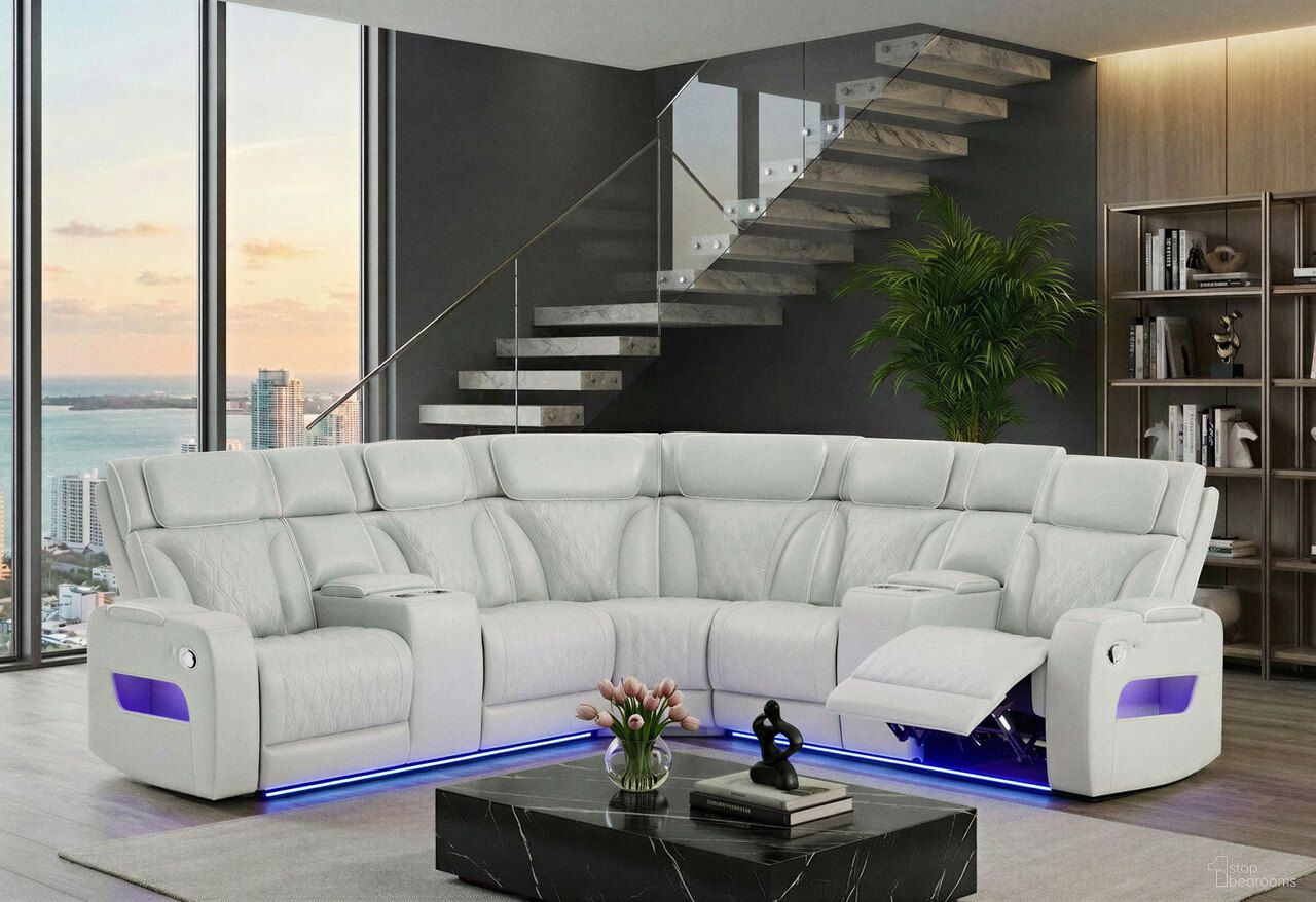 The appearance of U8611 Blanche Sectional with LED In Silver designed by Global Furniture USA in the modern / contemporary interior design. This silver piece of furniture was selected by 1StopBedrooms from U8611 Blanche Collection to add a touch of cosiness and style into your home. Sku: U8611-BLANCHE SIL-RAF CRLS W/ LED;U8611-BLANCHE SIL-WEDGE;U8611-BLANCHE SIL-LAF CRLS W/LED. Material: Fabric.