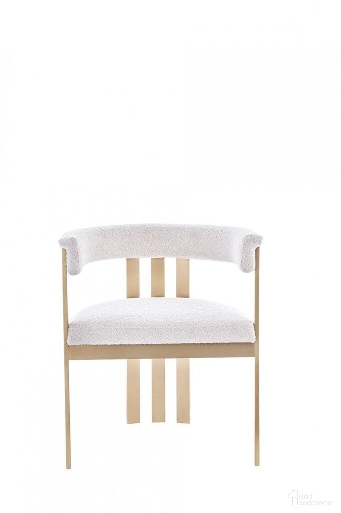 The appearance of Upholstered Velvet Slat Back Dining Arm Chair In Gold and Beige designed by Homeroots in the transitional interior design. This gold and beige piece of furniture was selected by 1StopBedrooms from to add a touch of cosiness and style into your home. Sku: 472268. Material: Velvet. Chair Type: Arm Chair.