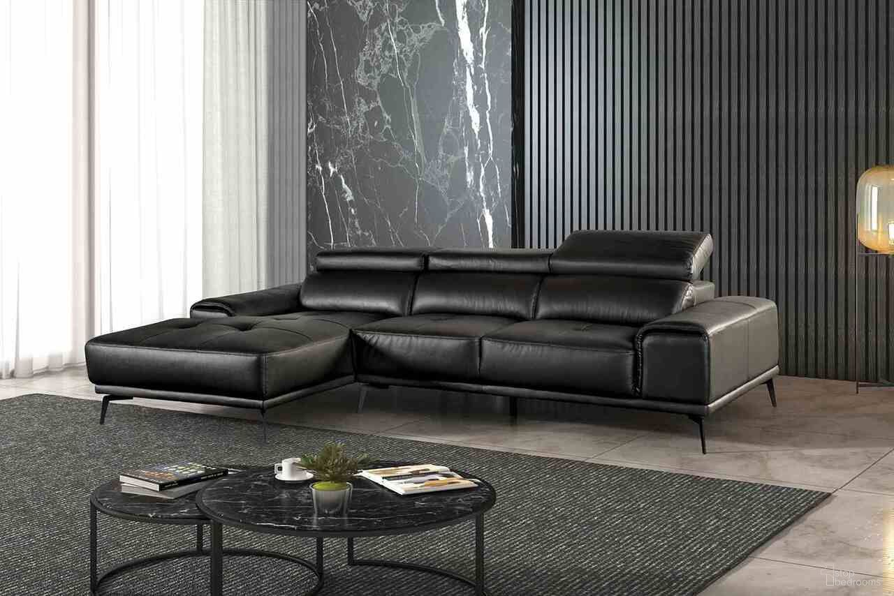 Vadso Left Chaise Sectional In Black