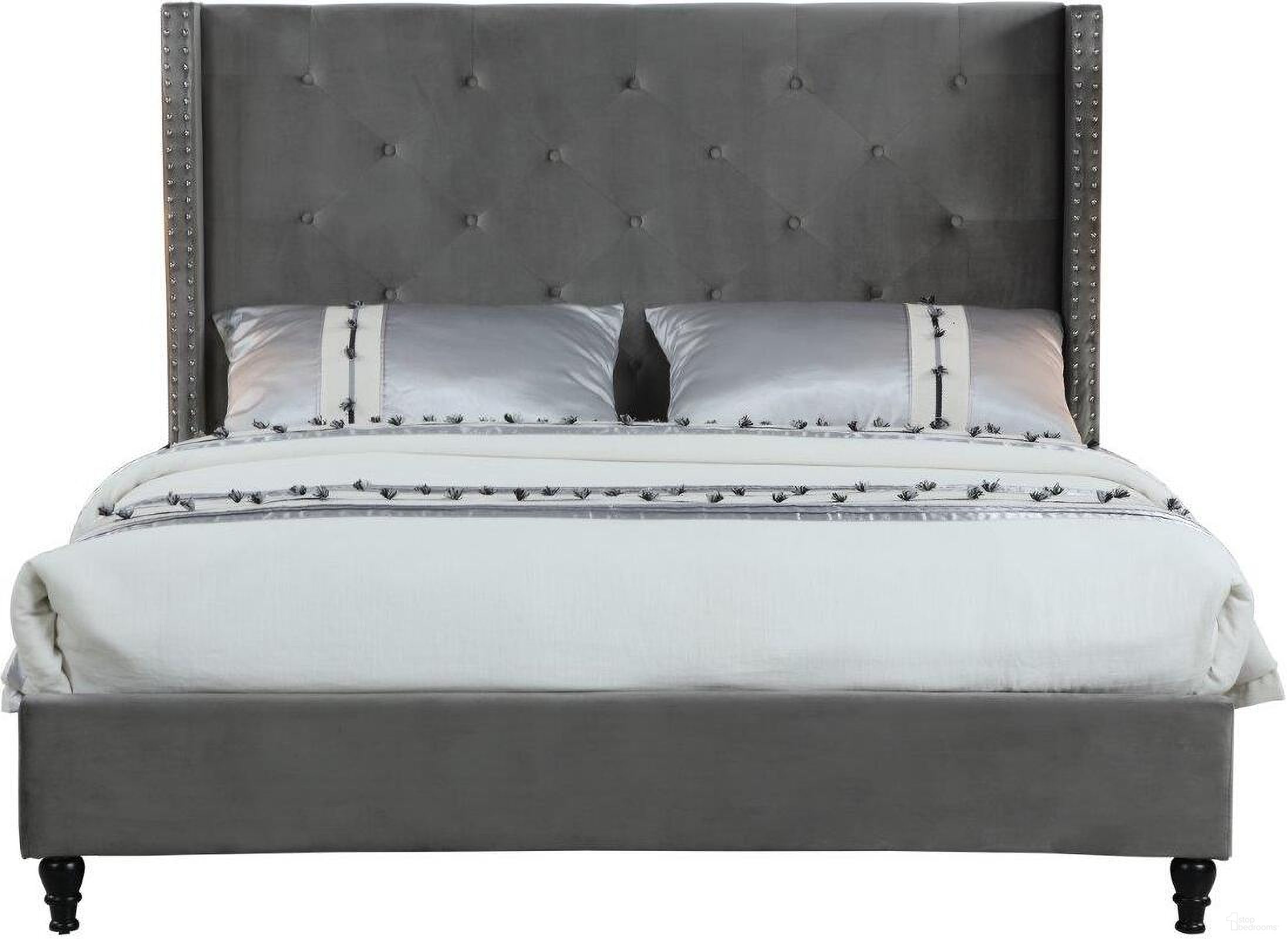 The appearance of Valentina Velvet Platform King Bed In Gray designed by Best Master Furniture in the modern / contemporary interior design. This gray piece of furniture was selected by 1StopBedrooms from Valentina Collection to add a touch of cosiness and style into your home. Sku: YY129VGEK-2;YY129VGEK-1. Bed Type: Platform Bed. Material: Upholstered. Bed Size: King.