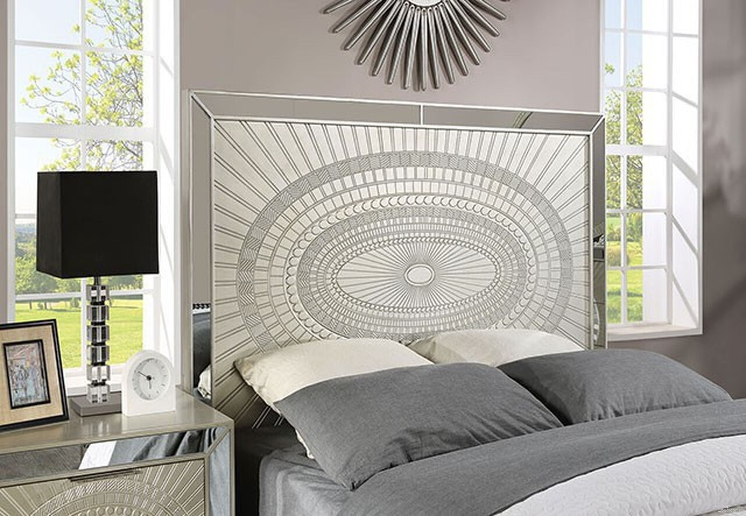 Furniture of America Valletta Bed - Thumbnail 2
