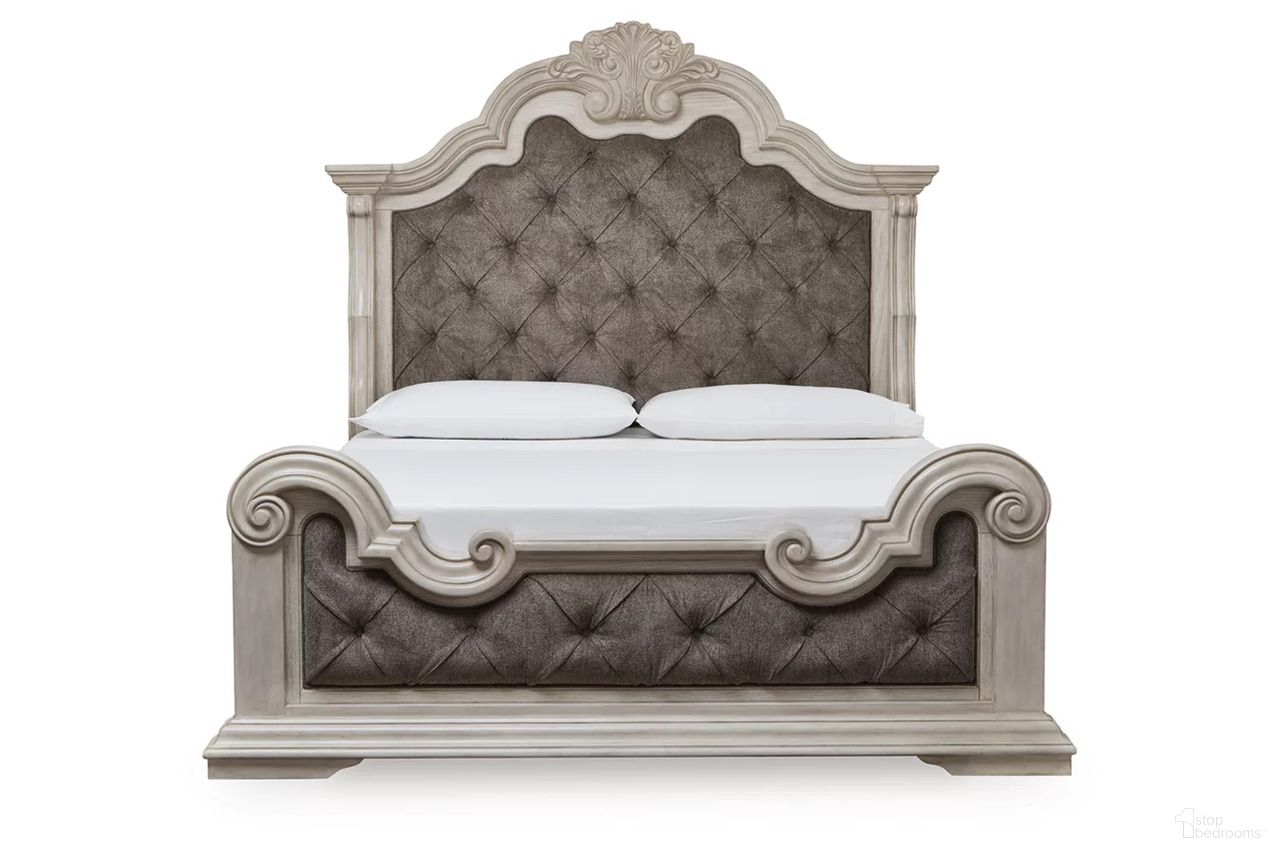 Valleymont King Upholstered Panel Bed In Antique White