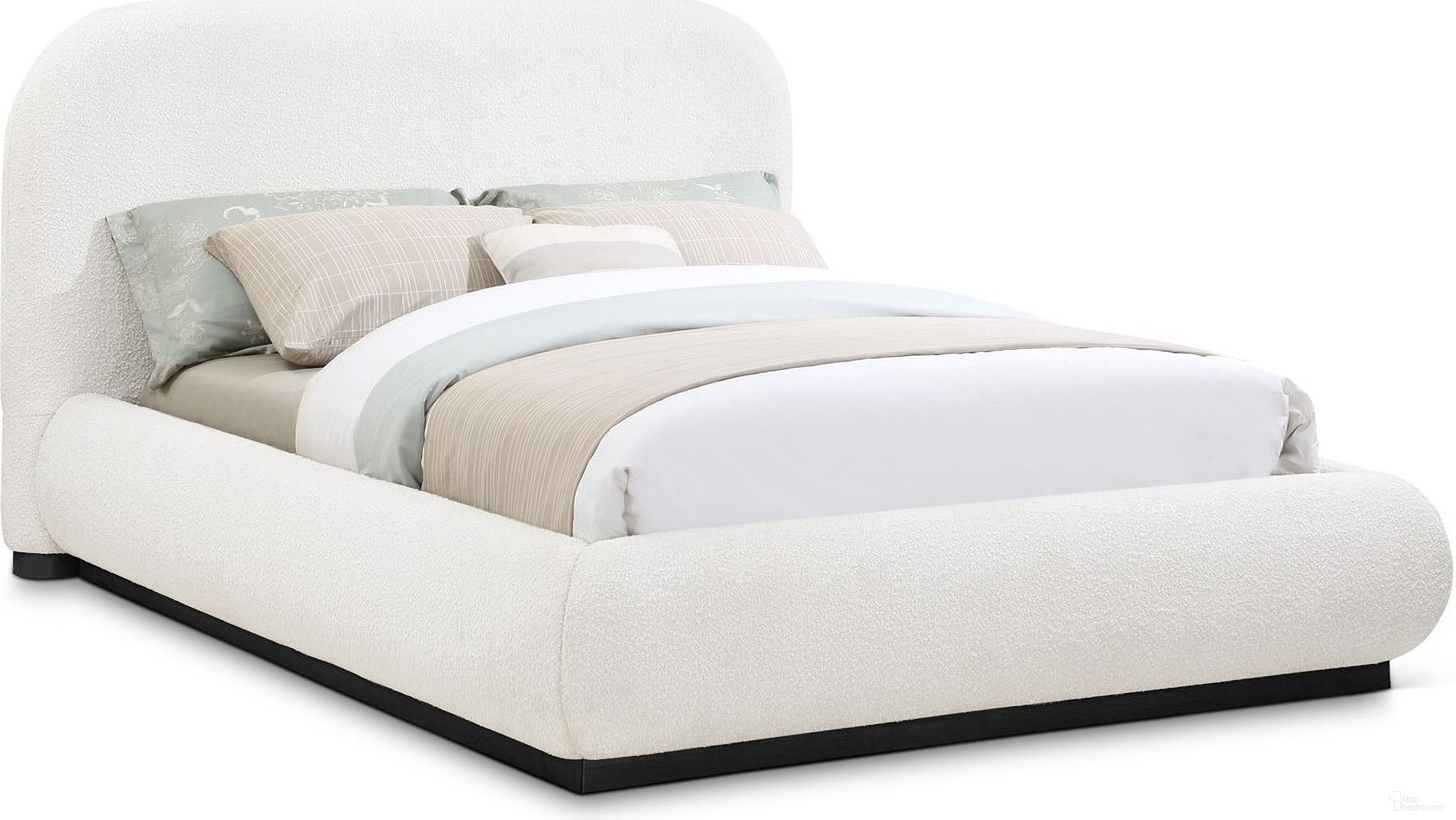 The appearance of Vaughn Boucle Fabric King Bed In Cream/Black designed by Meridian in the modern / contemporary interior design. This cream piece of furniture was selected by 1StopBedrooms from Vaughn Collection to add a touch of cosiness and style into your home. Sku: B1213Cream-K Box 1/2 (Headboard);B1213Cream-K Box 2/2 (Footboard / Rails / Slats / Support Legs / Center Support Bar). Bed Type: Panel Bed. Bed Size: King. Material: Rubberwood.