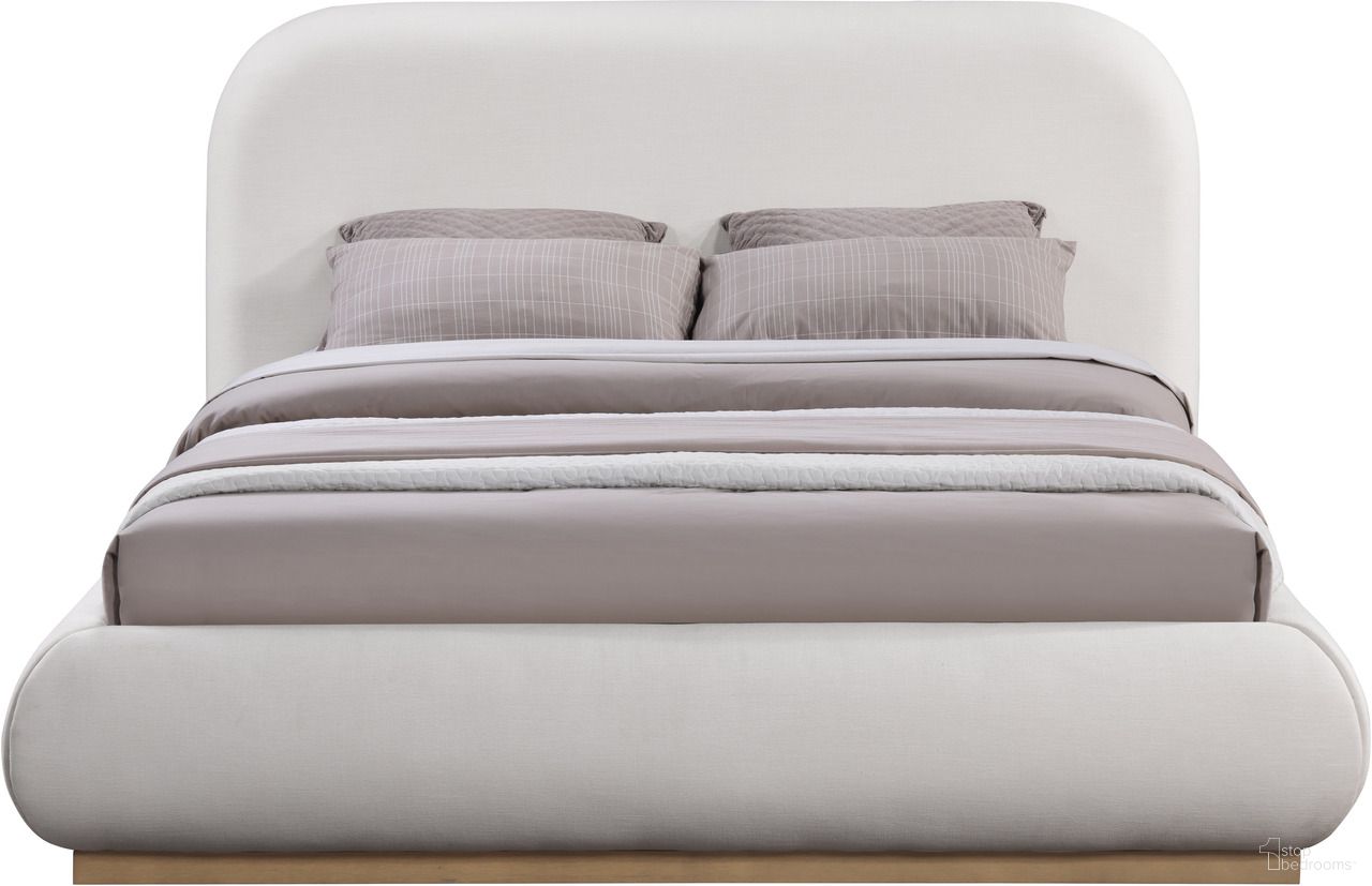 The appearance of Vaughn Queen Bed In Natural Cream designed by Meridian in the modern / contemporary interior design. This cream piece of furniture was selected by 1StopBedrooms from Vaughn Collection to add a touch of cosiness and style into your home. Sku: B1208Cream-Q Box 1/2 (Headboard);B1208Cream-Q Box 2/2 (Footboard / Rails / Slats / Support Legs / Center Support Bar). Bed Size: Queen. Material: Linen.