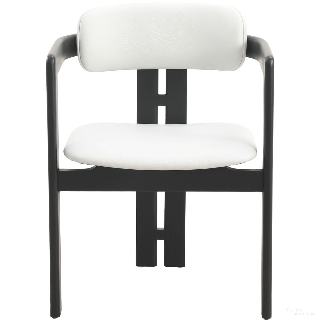 The appearance of Velo Modern Dining Chair In Off White and Black designed by LeisureMod in the modern / contemporary interior design. This off white and black piece of furniture  was selected by 1StopBedrooms from Velo Collection to add a touch of cosiness and style into your home. Sku: VCBL-51OW. Material: Leather. Chair Type: Arm Chair.