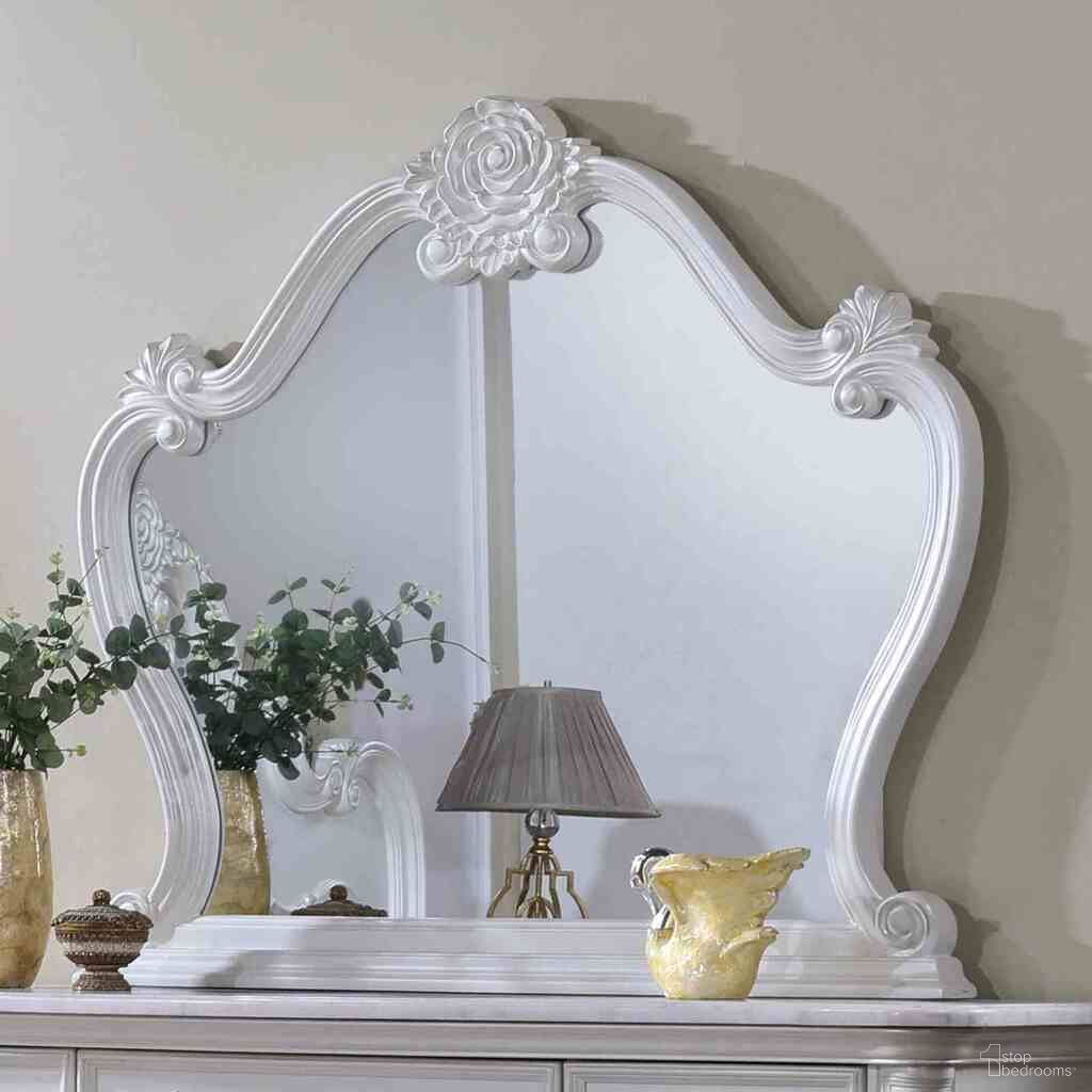 The appearance of Ventresca Mirror In White designed by Furniture of America in the traditional interior design. This white piece of furniture was selected by 1StopBedrooms from Ventresca Collection to add a touch of cosiness and style into your home. Sku: FM7635WH-M. Material: Solid Wood.