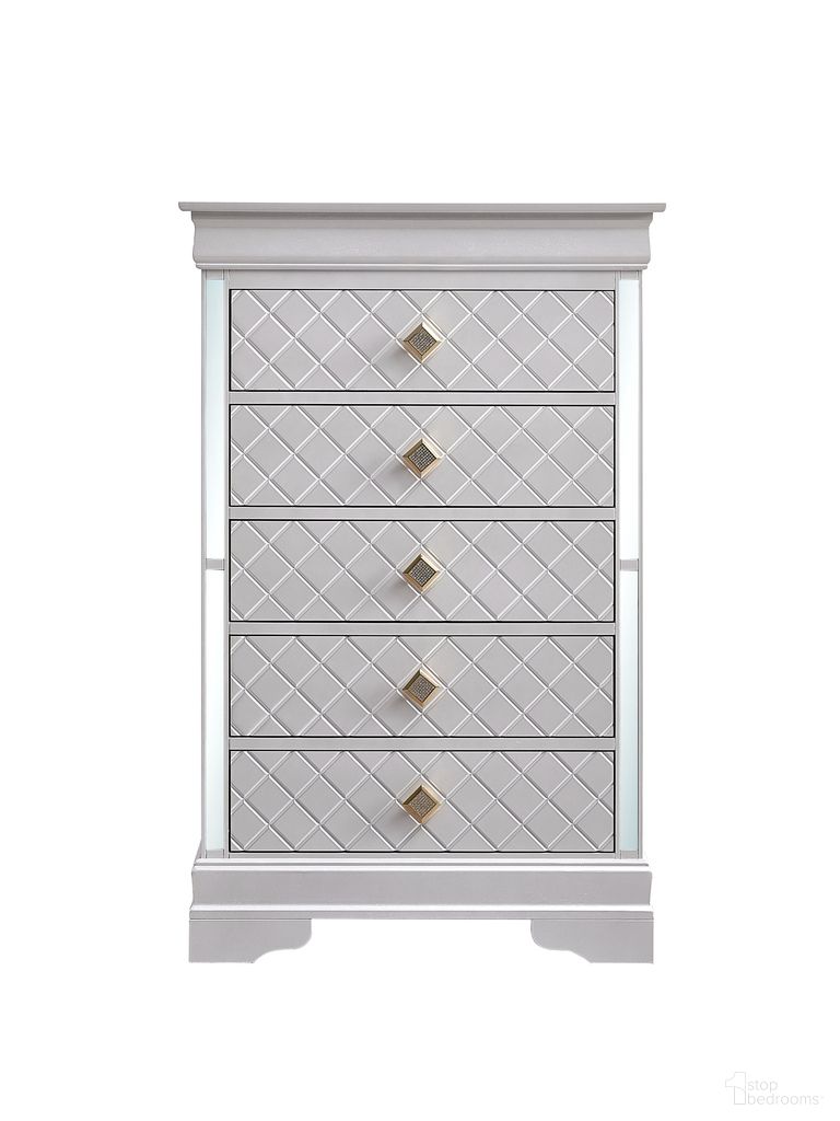 The appearance of Verona Chest In Pearl White designed by Glory in the modern / contemporary interior design. This pearl white piece of furniture was selected by 1StopBedrooms from Verona Collection to add a touch of cosiness and style into your home. Sku: G6735-CH. Material: Wood.