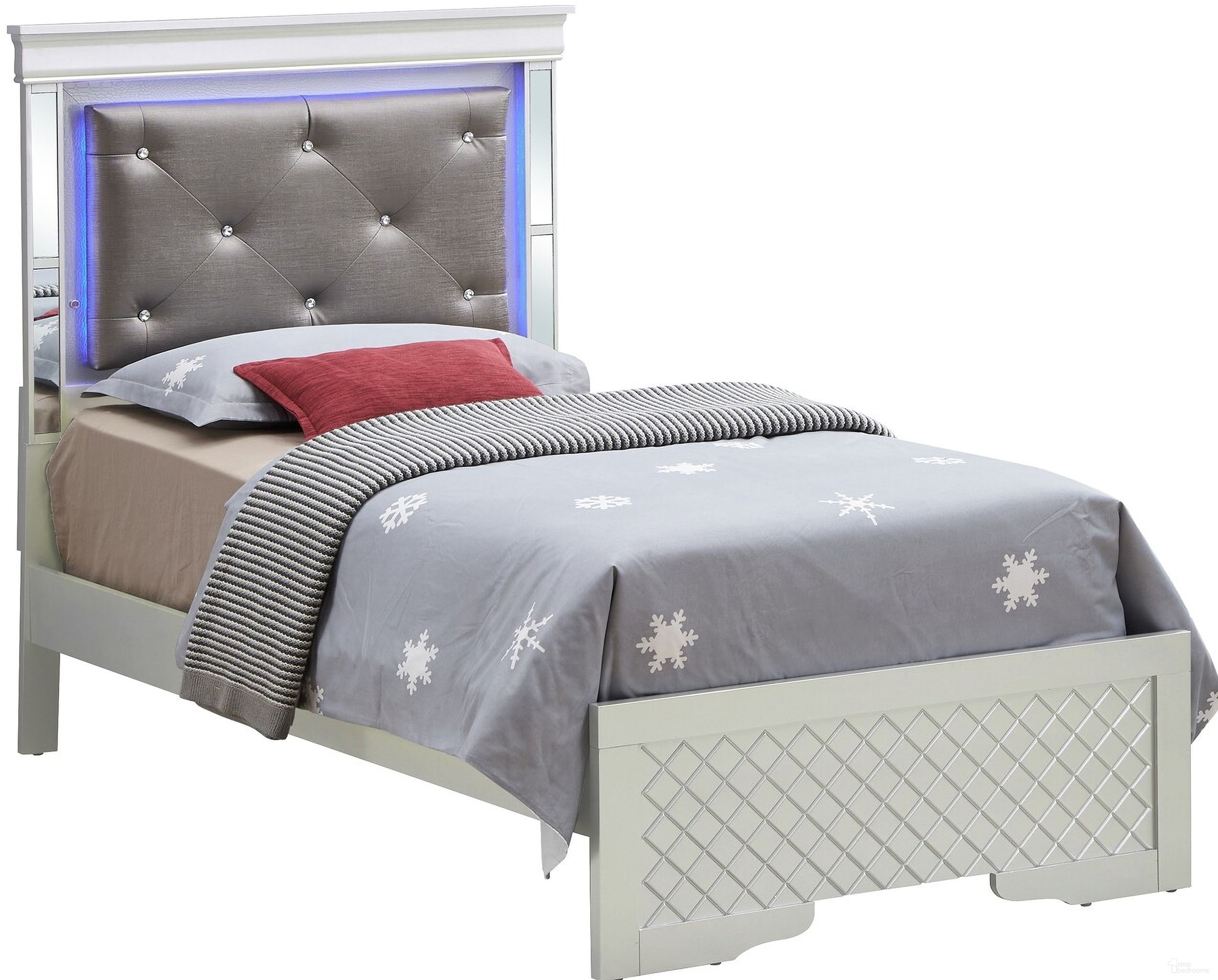 The appearance of Verona Full Bed In Silver Champagne designed by Glory in the modern / contemporary interior design. This silver champagne piece of furniture was selected by 1StopBedrooms from Verona Collection to add a touch of cosiness and style into your home. Sku: G6700C-FB3 Box 1;G6700C-FB3 Box 2;G6700C-FB3 Box 3. Bed Type: Panel Bed. Bed Size: Full. Material: Wood Veneer.