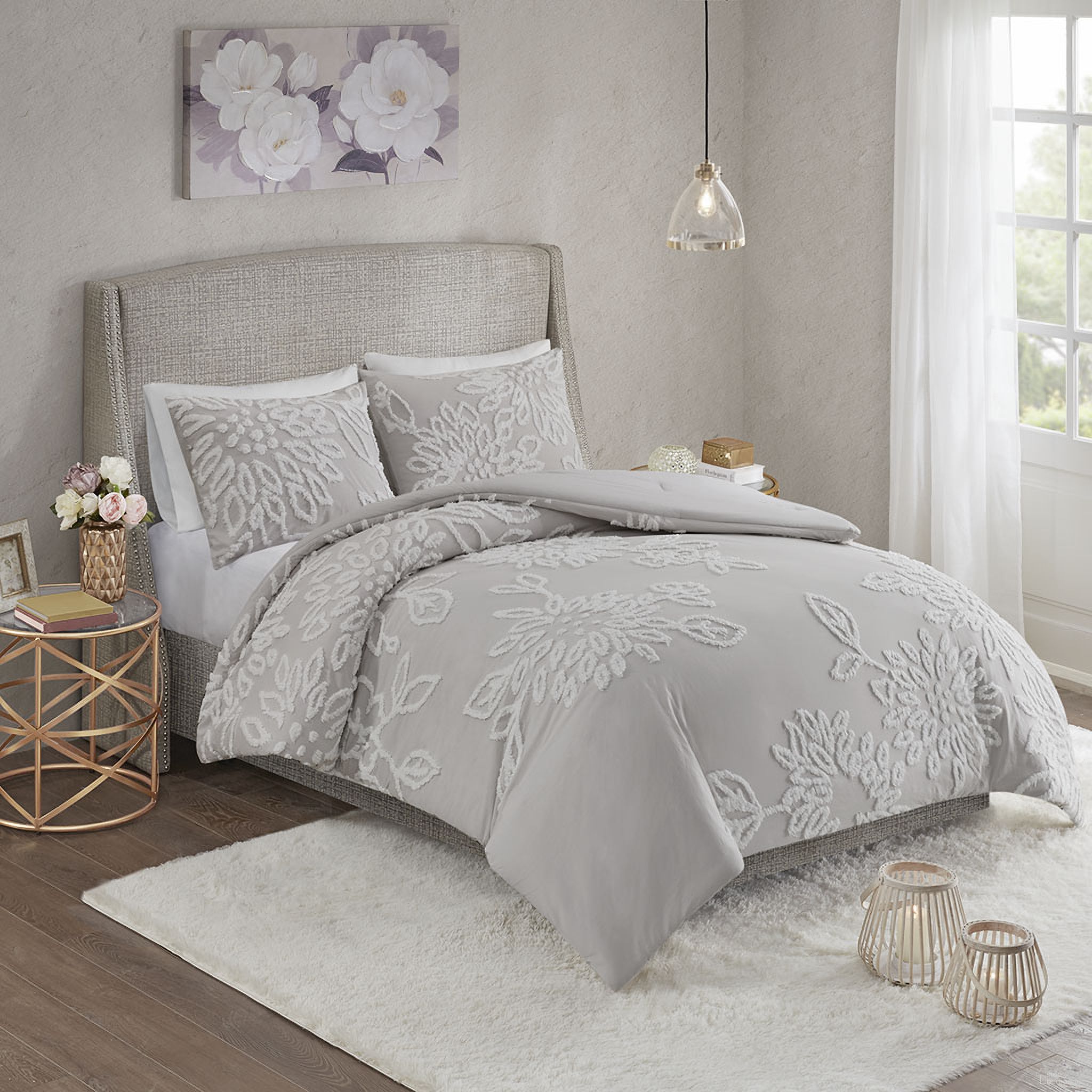The appearance of Veronica Cotton Tufted 3 Piece Full Comforter Set In Grey And White designed by Olliix in the modern / contemporary interior design. This grey/white piece of furniture was selected by 1StopBedrooms from Veronica Collection to add a touch of cosiness and style into your home. Sku: MP10-6392. Material: Polyester. Bed Size: Full.