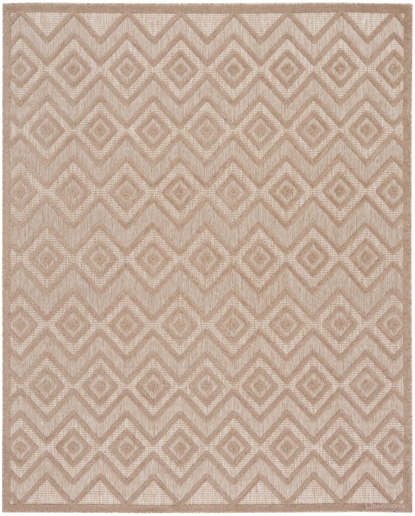 Versatile 7' x 10' Rug In Natural and Beige