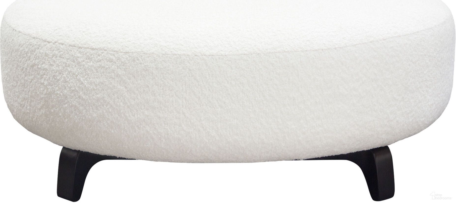 The appearance of Vesper Round Ottoman in Faux White Shearling with Black Wood Leg Base designed by Diamond Sofa in the modern / contemporary interior design. This white piece of furniture  was selected by 1StopBedrooms from Vesper Collection to add a touch of cosiness and style into your home. Sku: VESPEROTWH. Material: Fabric.