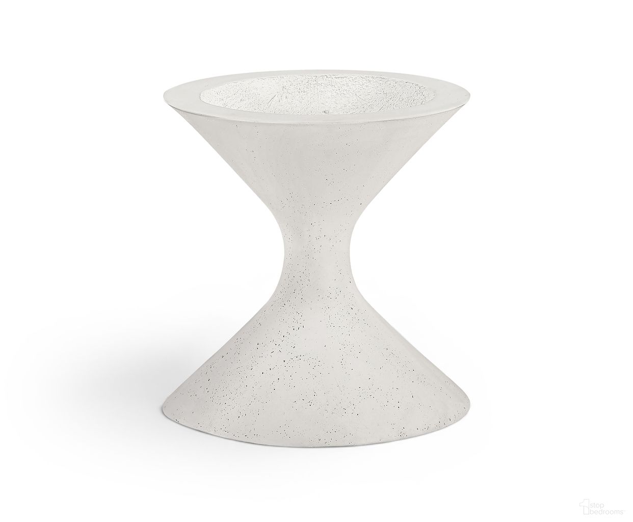 Vessa Concrete Planter In Cream