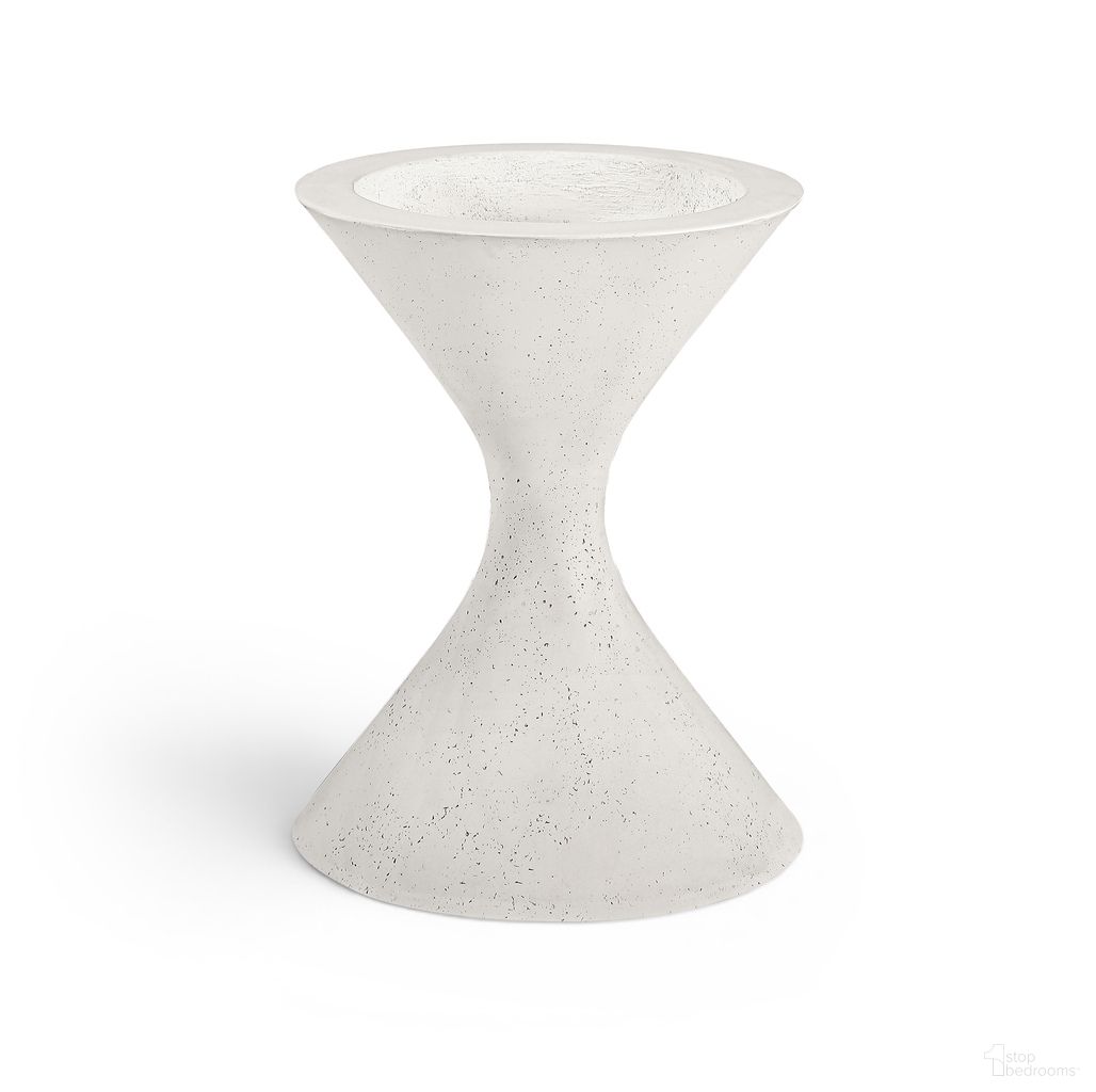 Vessa Concrete Planter In Cream