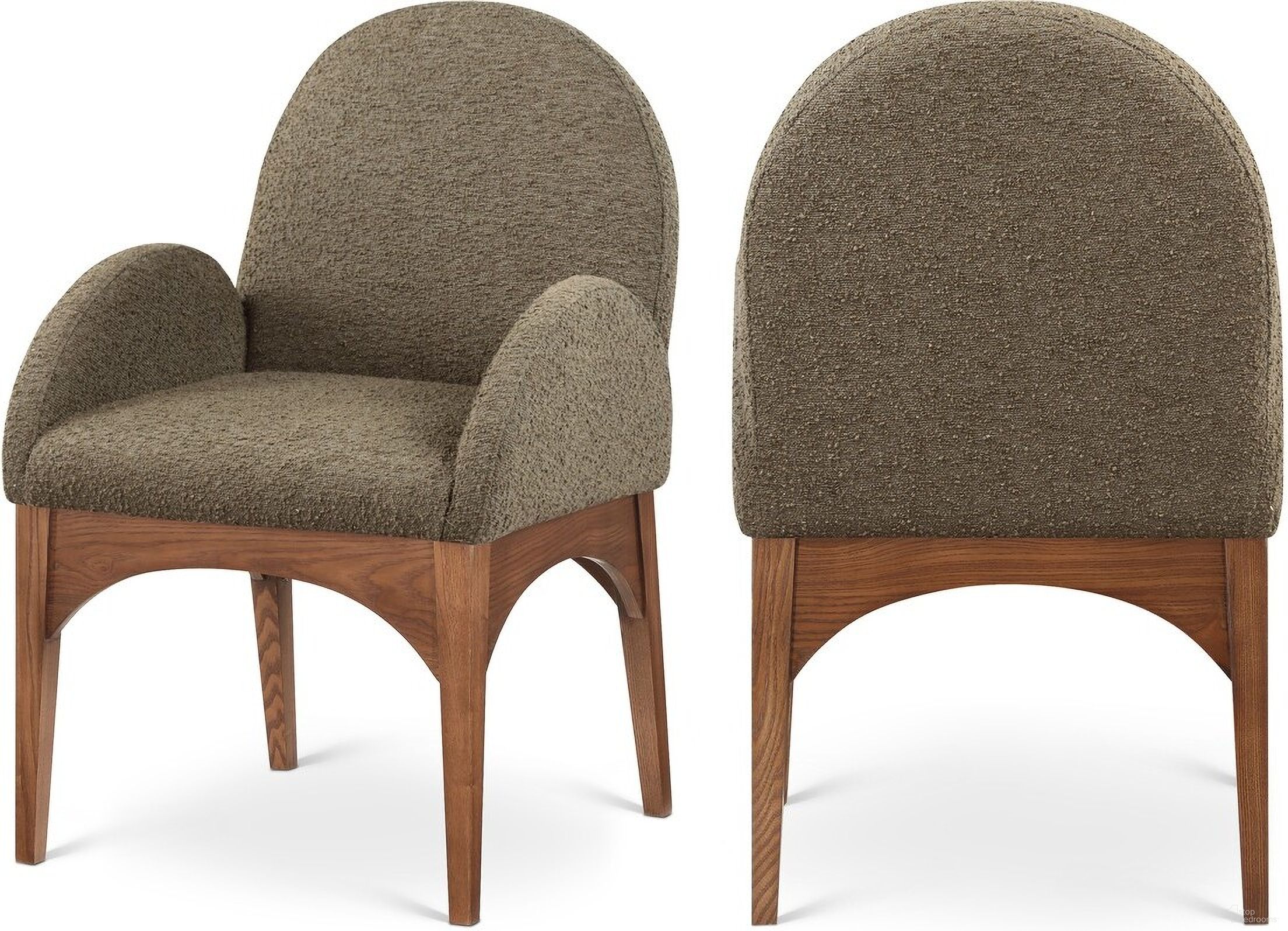 The appearance of Waldorf Boucle Fabric Dining Arm Chair In Olive/walnut designed by Meridian in the modern / contemporary interior design. This olive piece of furniture was selected by 1StopBedrooms from Waldorf Collection to add a touch of cosiness and style into your home. Sku: 382Olive-AC. Material: Wood. Chair Type: Arm Chair.