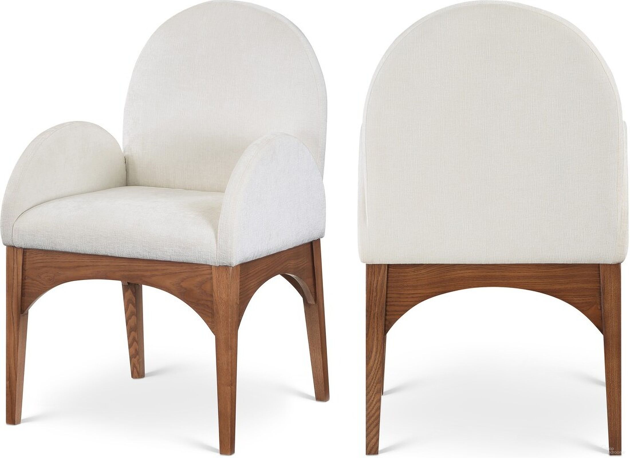 The appearance of Waldorf Chenille Fabric Dining Arm Chair In Cream/walnut designed by Meridian in the modern / contemporary interior design. This cream piece of furniture was selected by 1StopBedrooms from Waldorf Collection to add a touch of cosiness and style into your home. Sku: 379Cream-AC. Material: Wood. Chair Type: Arm Chair.