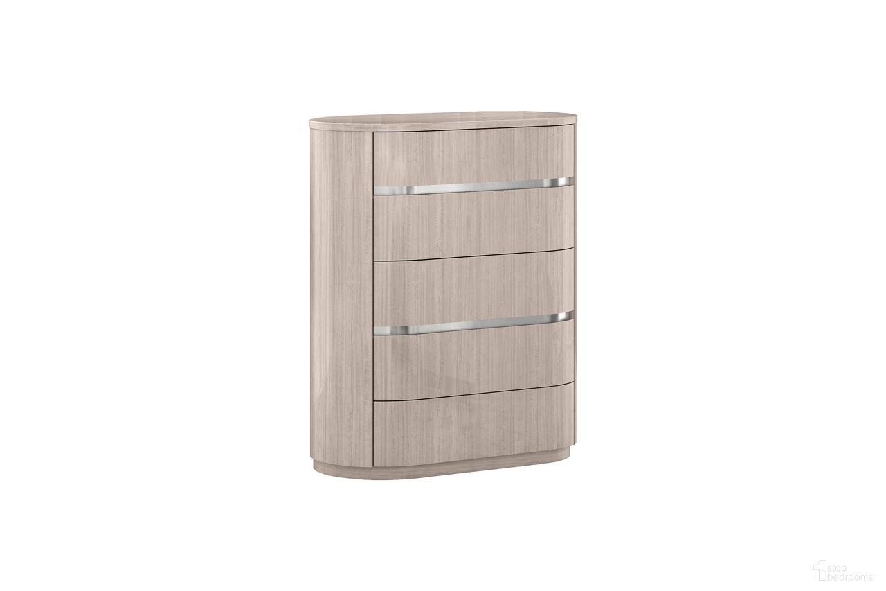 The appearance of Waves 5 Drawers Chest of Drawers In Beige designed by Whiteline Modern Living in the modern / contemporary interior design. This beige piece of furniture  was selected by 1StopBedrooms from Waves Collection to add a touch of cosiness and style into your home. Sku: CD1753-BEI.