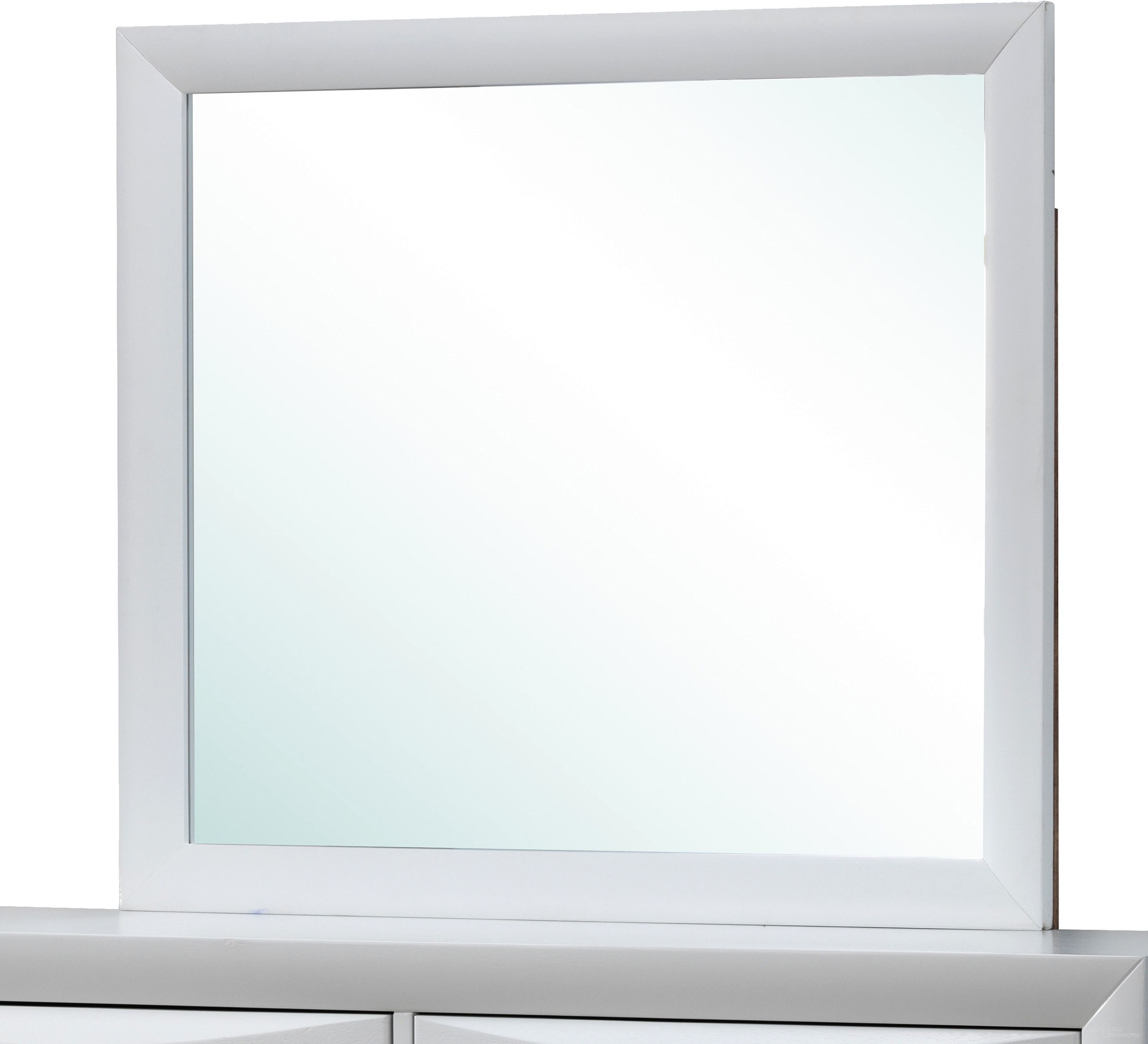 The appearance of Glory Furniture G1570 Mirror in White designed by Glory in the traditional interior design. This white piece of furniture was selected by 1StopBedrooms from G1570 Collection to add a touch of cosiness and style into your home. Sku: G1570-M-Mirror. Material: Glass.