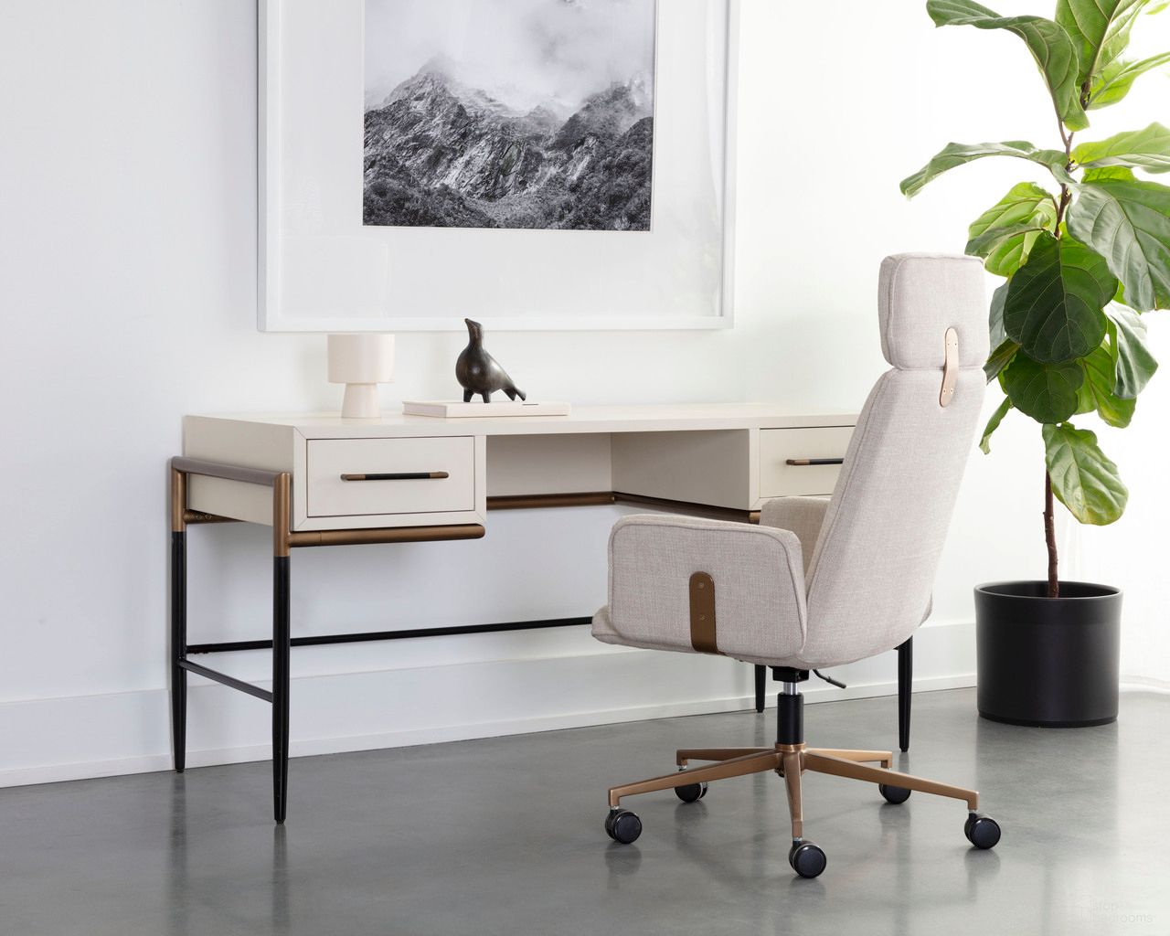 Weldrick Home Office Set In Oyster