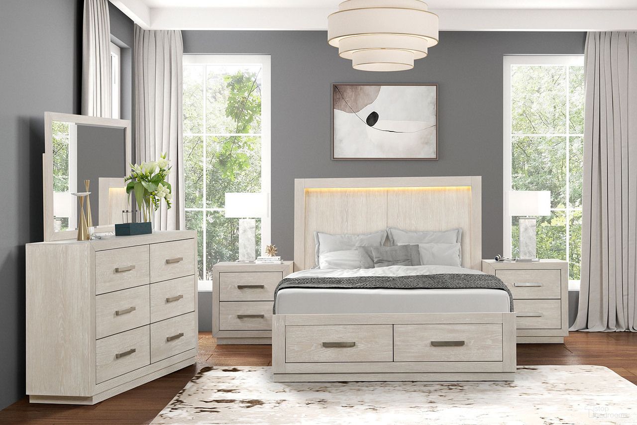 The appearance of Wellingborough Eastern king Bed In Light Gray designed by Furniture of America in the transitional interior design. This light gray piece of furniture  was selected by 1StopBedrooms from Wellingborough Collection to add a touch of cosiness and style into your home. Sku: FM7703AK-K-FB;FM7703AK-K-HB;FM7703AK-R. Bed Type: Storage Bed. Bed Size: King. Material: Acacia.