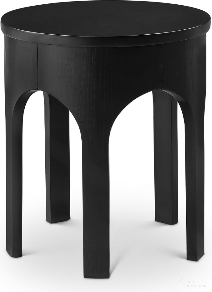 The appearance of Westfield End Table In Black designed by Meridian in the modern / contemporary interior design. This black piece of furniture was selected by 1StopBedrooms from Westfield Collection to add a touch of cosiness and style into your home. Sku: 99076Black-E. Material: Oak Veneer.