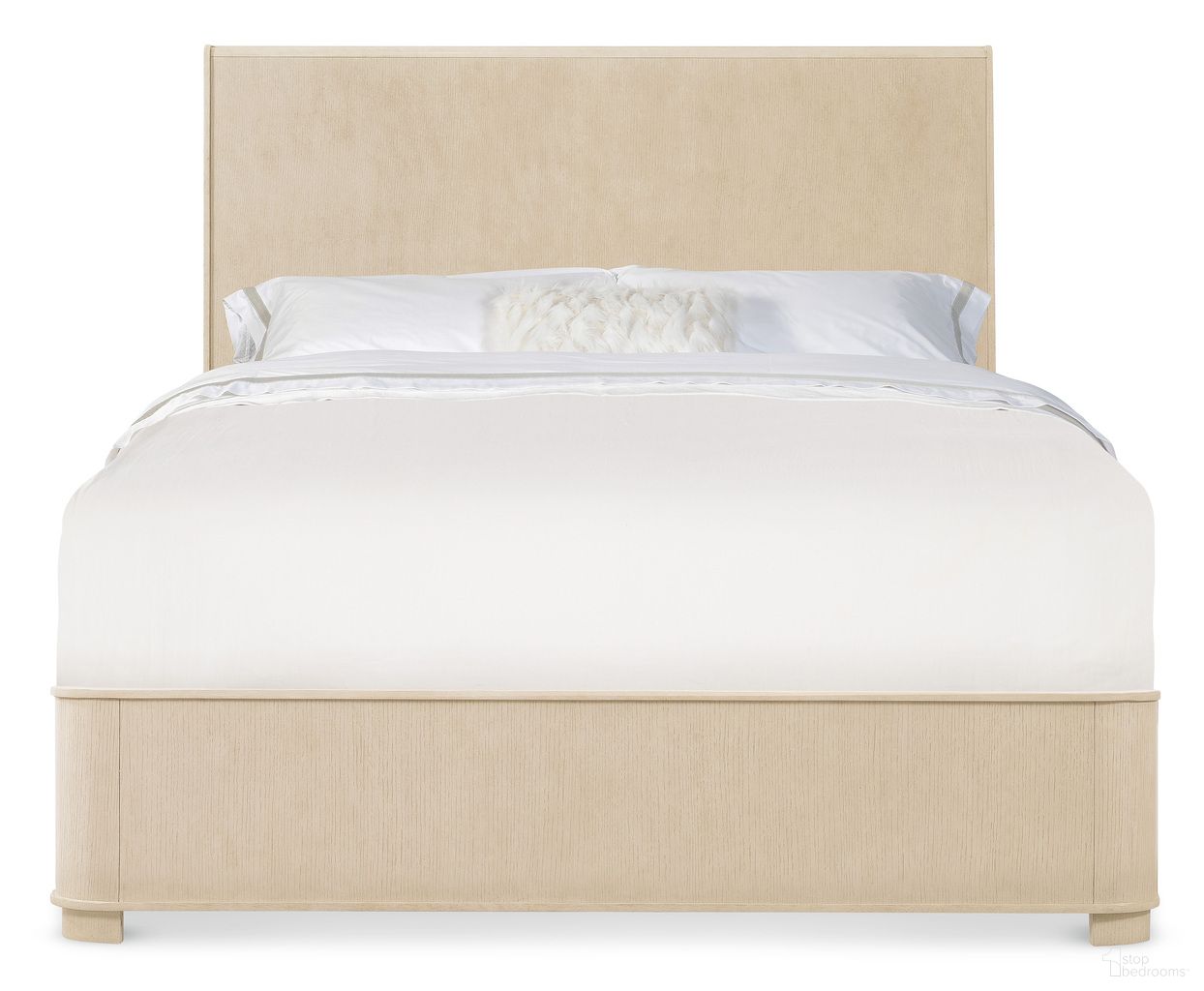 The appearance of Westwood Queen Panel Bed In Light Wood designed by Hooker in the modern / contemporary interior design. This light wood piece of furniture  was selected by 1StopBedrooms from Westwood Collection to add a touch of cosiness and style into your home. Sku: 6133-90250-80. Bed Type: Panel Bed. Bed Size: Queen. Material: Oak Veneer.