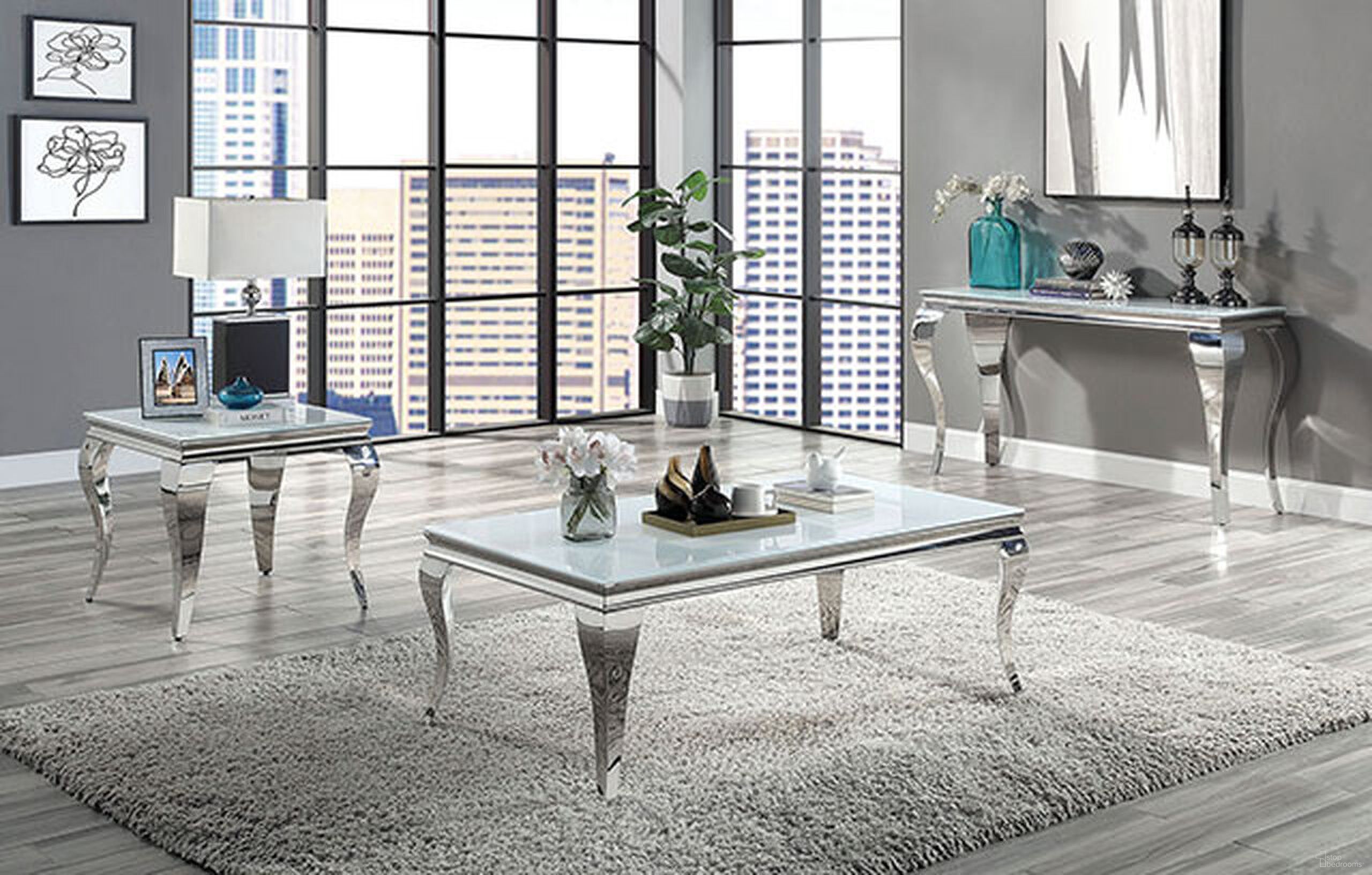 The appearance of Wetzikon Occasional Table Set In White/Silver designed by Furniture of America in the glam interior design. This white/silver piece of furniture  was selected by 1StopBedrooms from Wetzikon Collection to add a touch of cosiness and style into your home. Sku: CM4903WH-C-1;CM4903C-2;CM4903C-3;CM4903WH-E-1;CM4903E-2;CM4903E-3. Material: Metal.