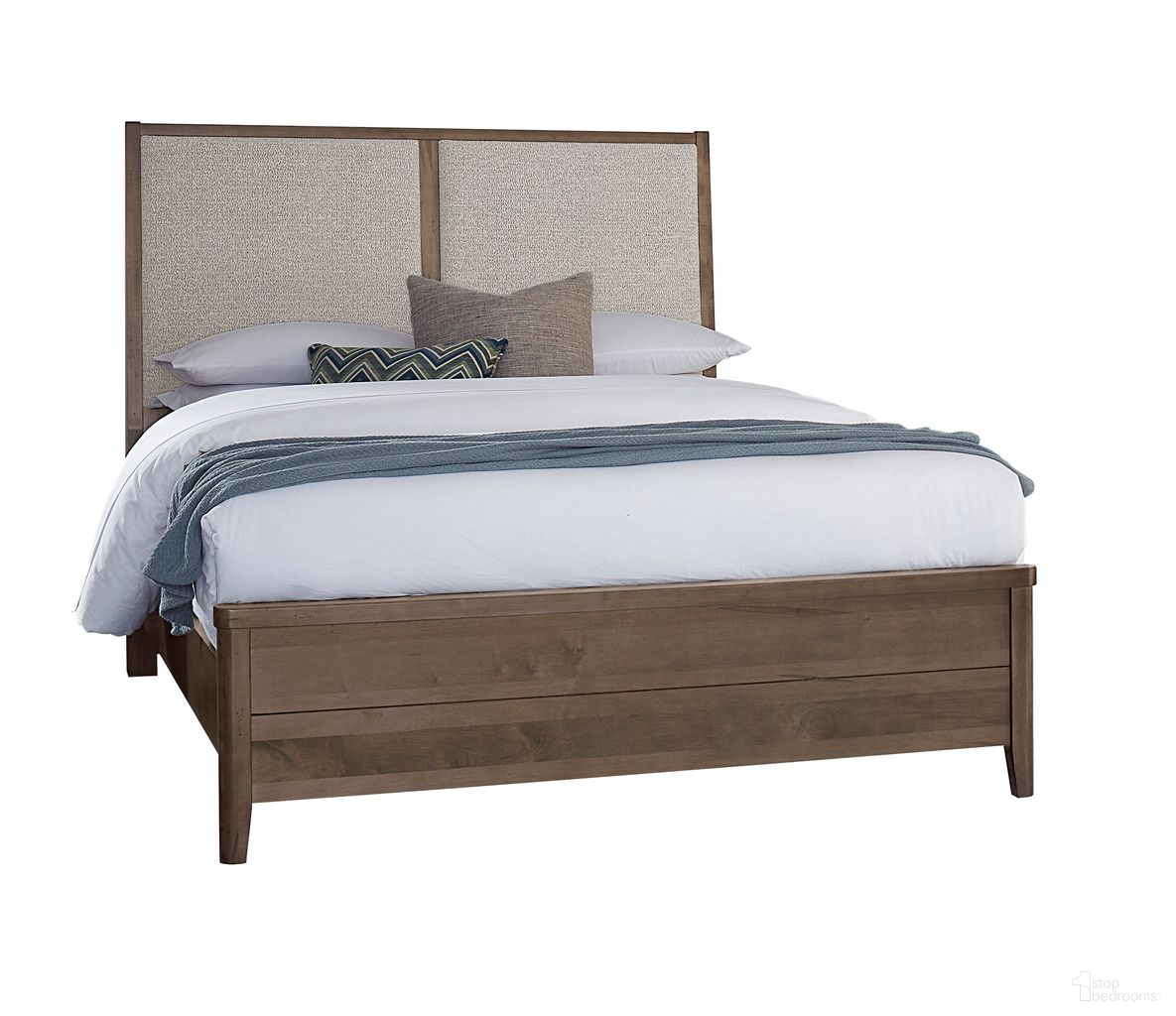 The appearance of Woodbridge Queen Upholstered Bed In Dark Cashmere and Grey designed by Vaughan Bassett in the transitional interior design. This dark cashmere and grey piece of furniture was selected by 1StopBedrooms from Woodbridge Collection to add a touch of cosiness and style into your home. Sku: 820-551;820-155;820-052;820-922. Bed Size: Queen. Material: Maple. Bed Type: Upholstered Bed.