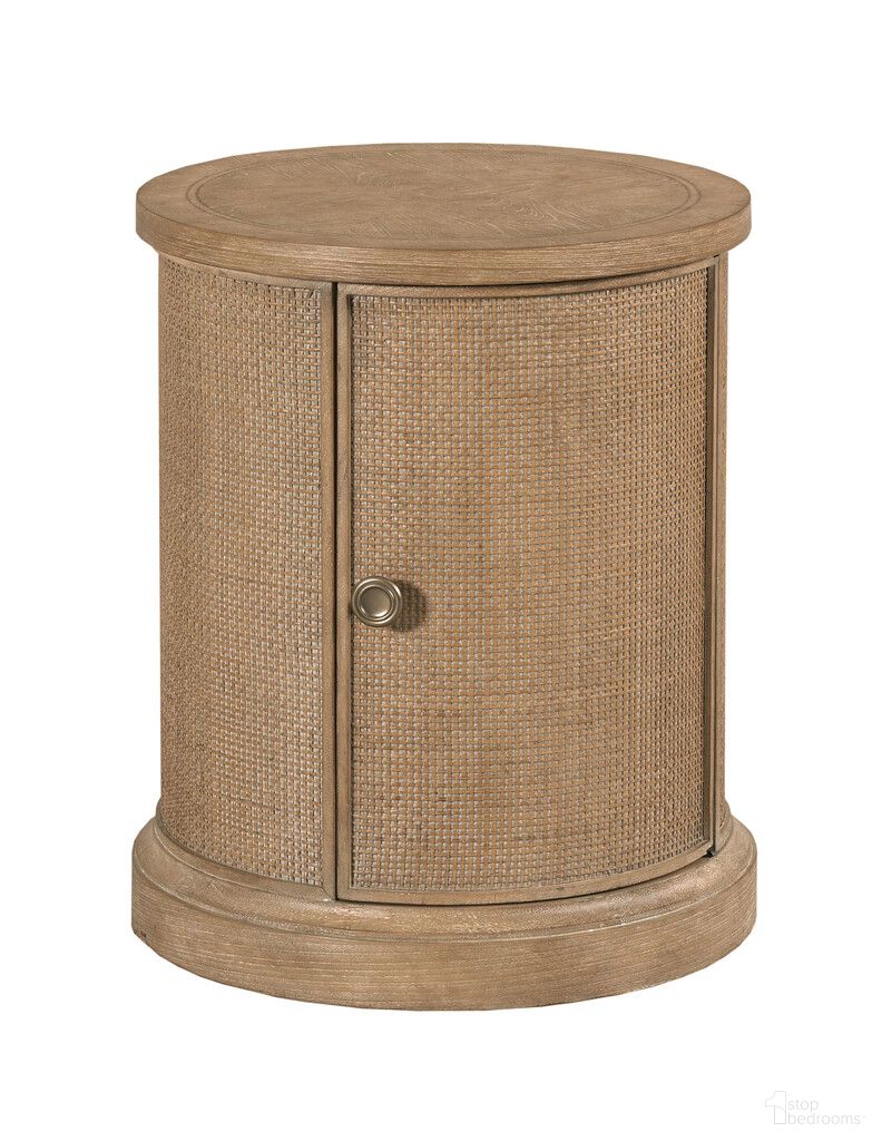 Woodfield Round Accent Table In Caramel