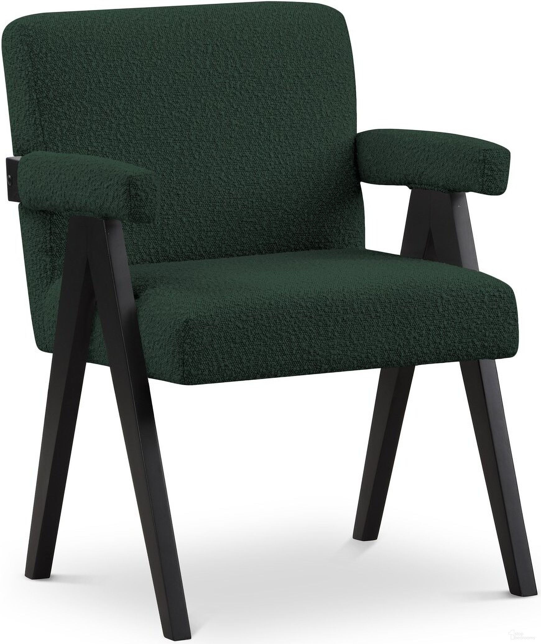 The appearance of Woodloch Boucle Fabric Accent Chair In Green designed by Meridian in the transitional interior design. This green piece of furniture was selected by 1StopBedrooms from Woodloch Collection to add a touch of cosiness and style into your home. Sku: 481Green. Material: Boucle.