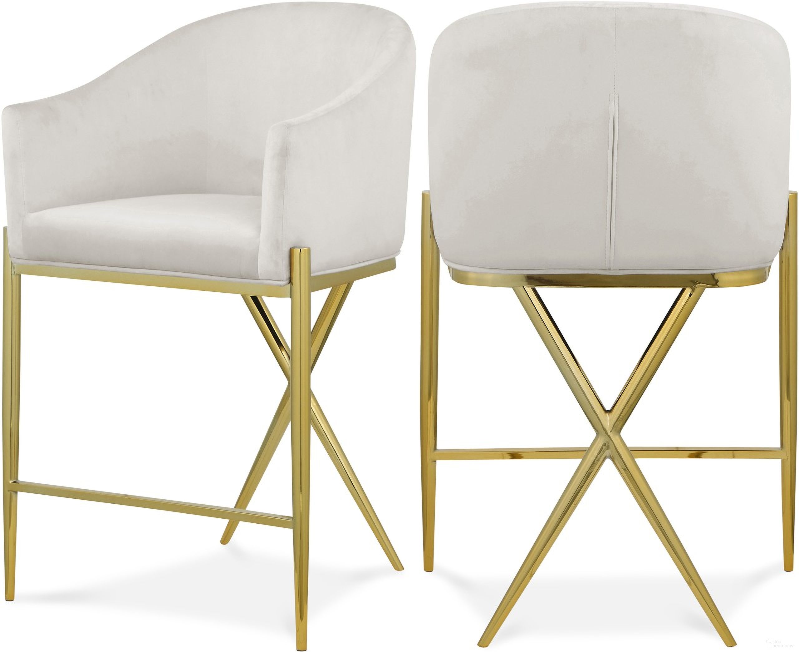 The appearance of Xavier Velvet Counter Stool In Cream designed by Meridian in the modern / contemporary interior design. This cream velvet piece of furniture was selected by 1StopBedrooms from Xavier Collection to add a touch of cosiness and style into your home. Sku: 867Cream-C. Material: Velvet.